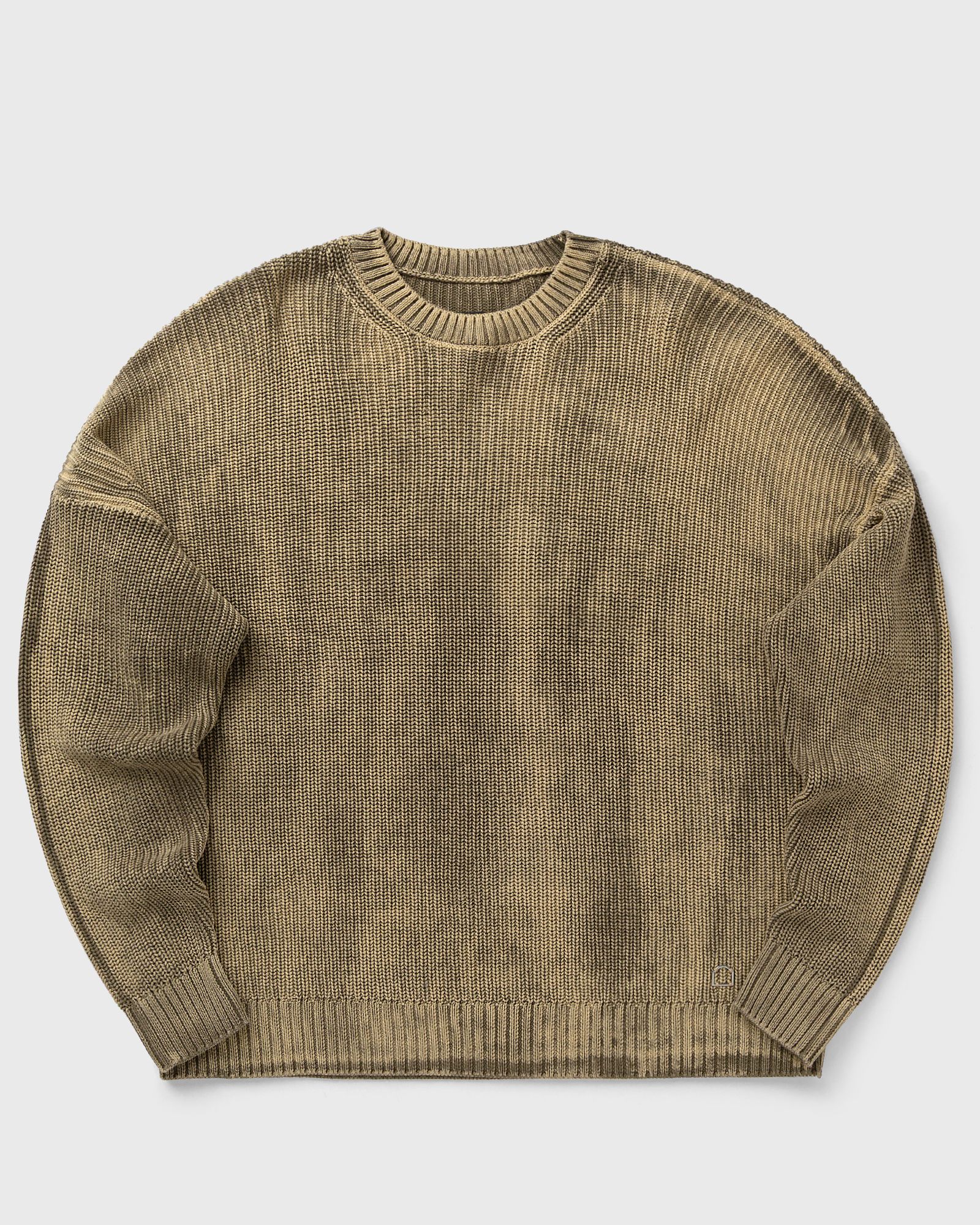 ESSENTIAL KNIT SWEATER