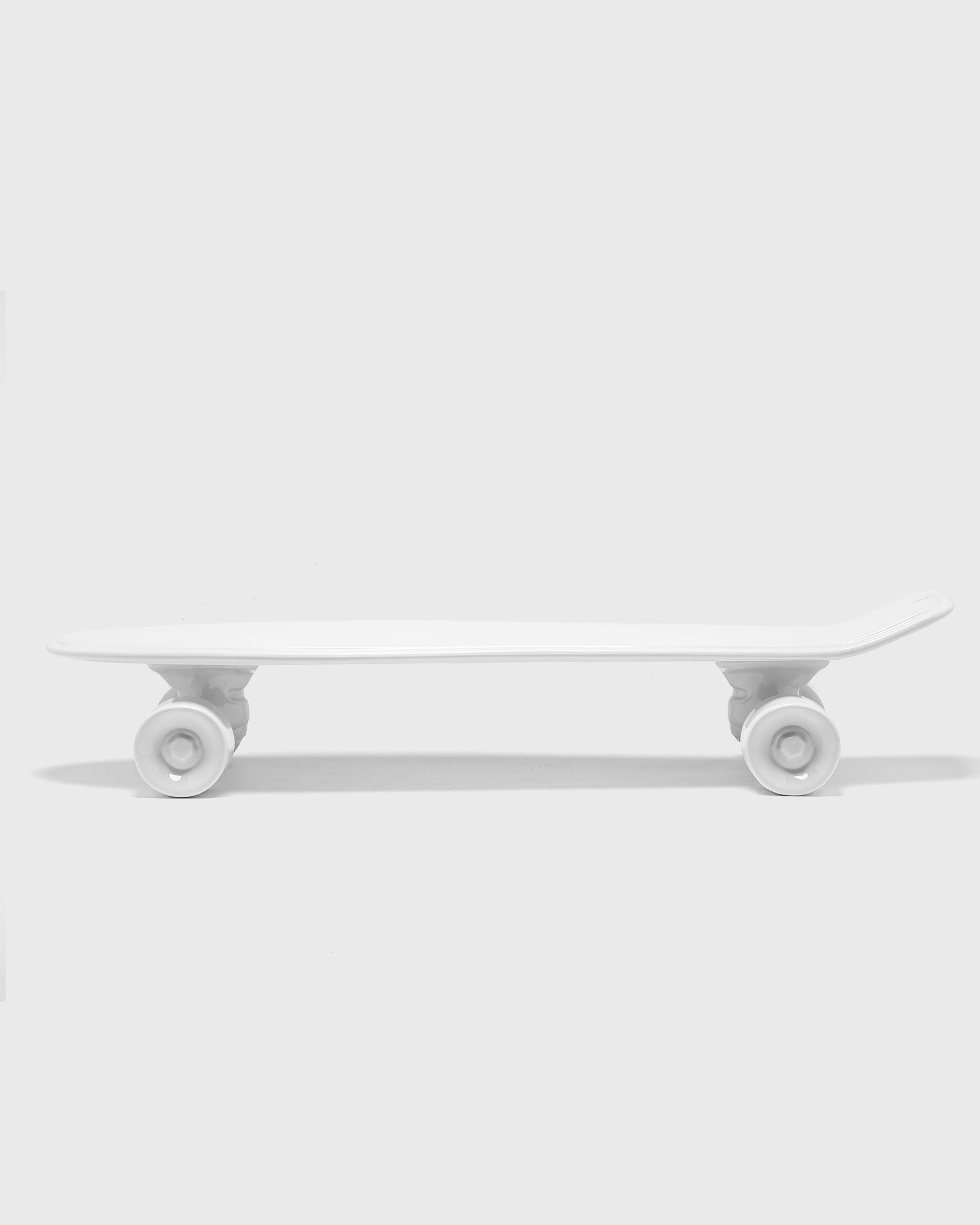 PORCELAIN TRAY MEMORABILIA-SKATEBOARD