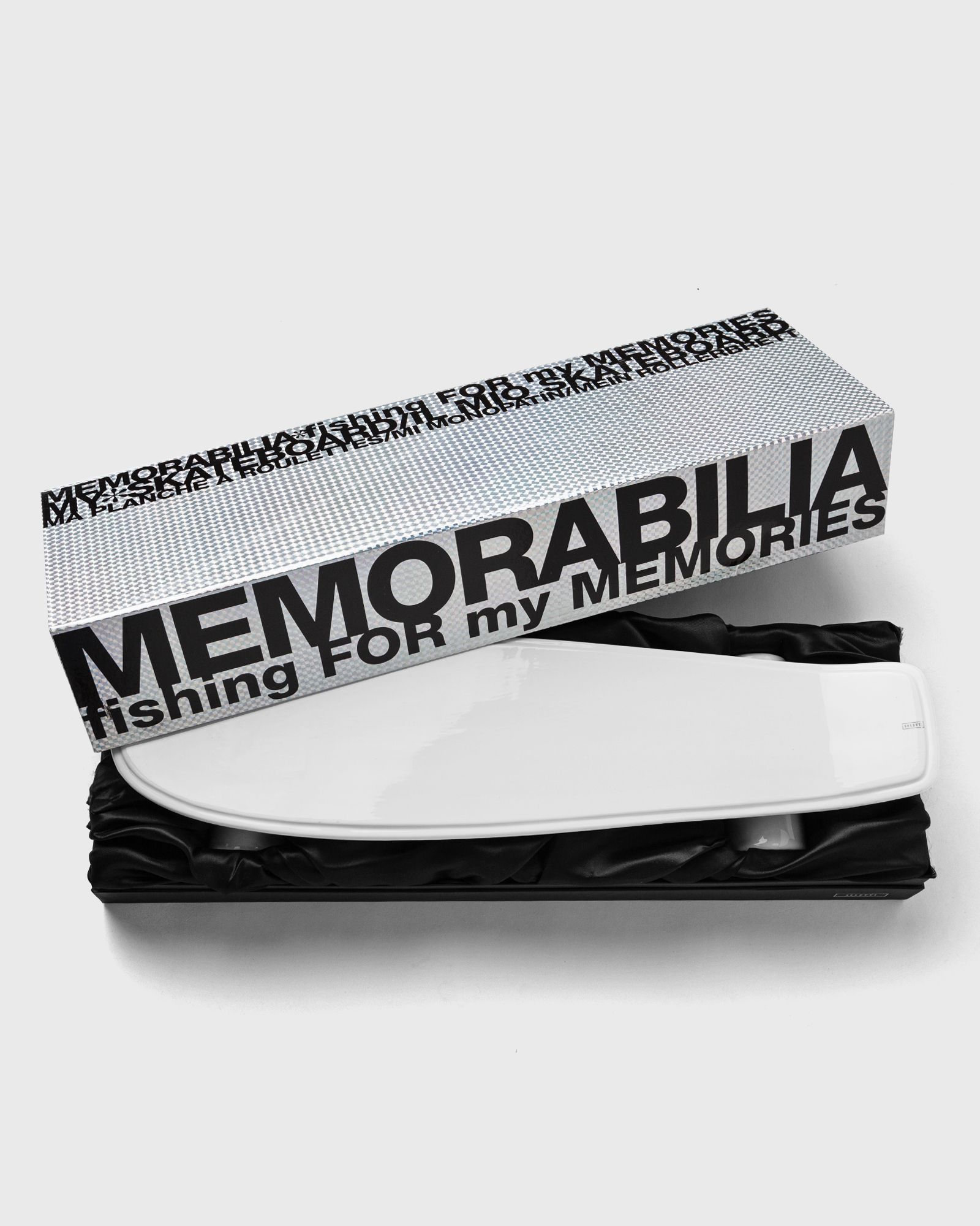 PORCELAIN TRAY MEMORABILIA-SKATEBOARD