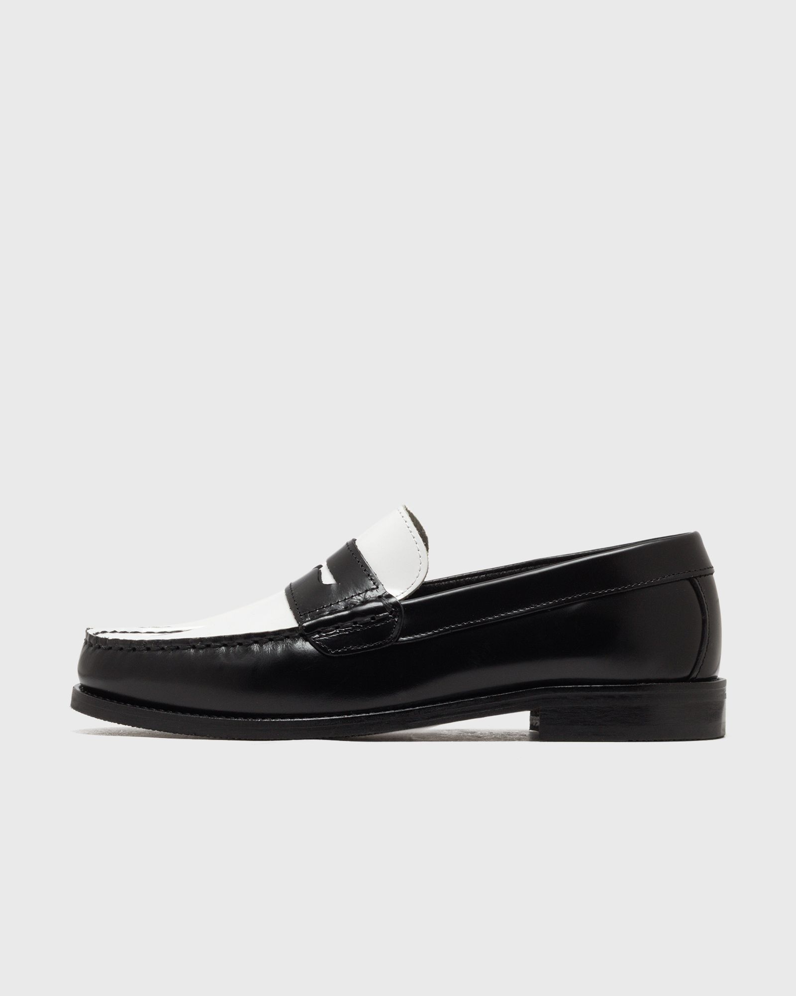 Willard Contrast Loafer
