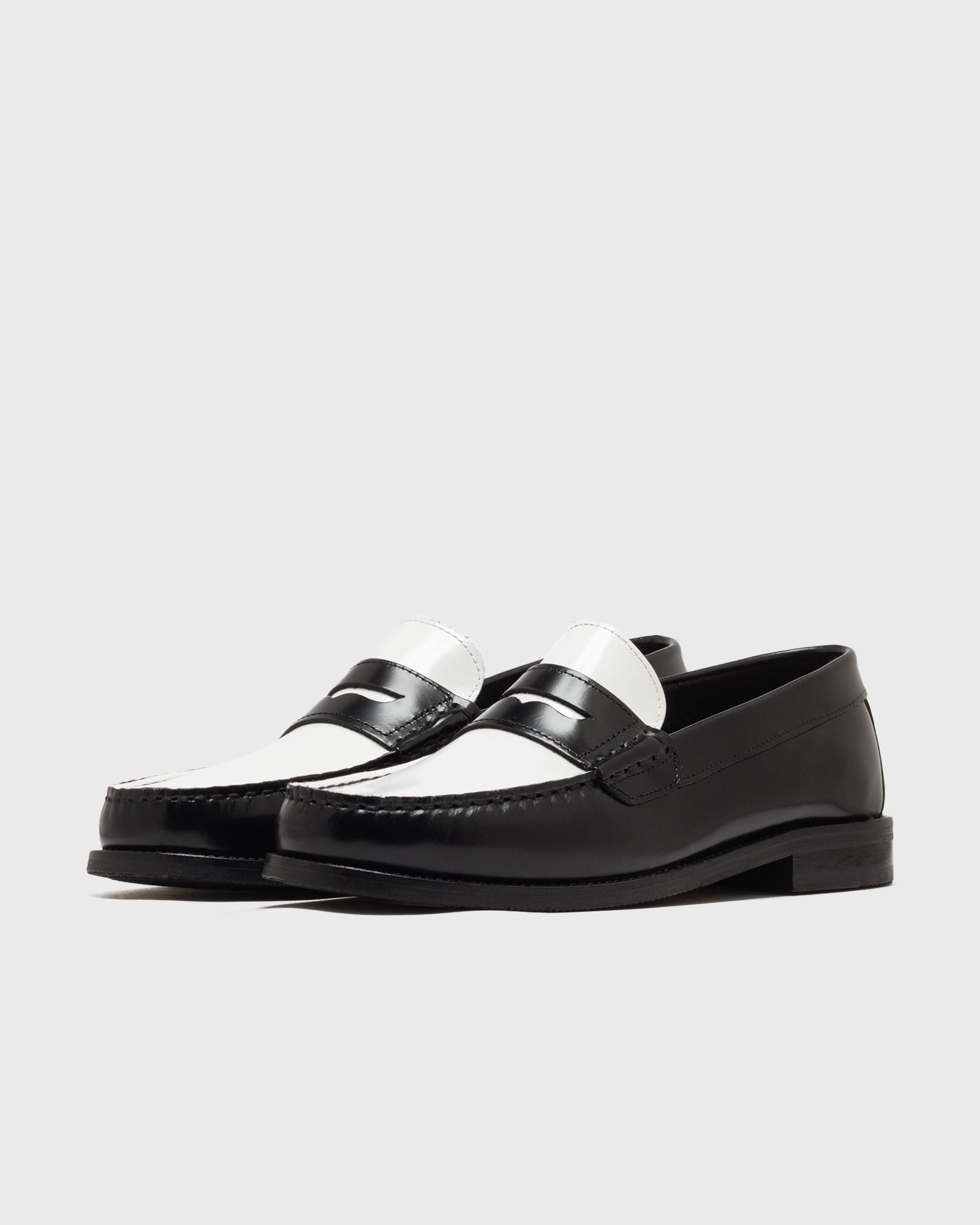 Willard Contrast Loafer