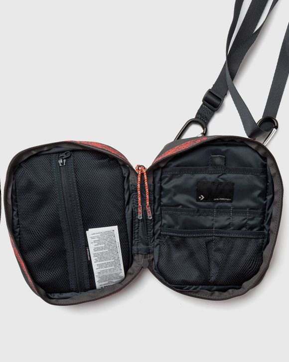 Converse x paria /FARZANEH CROSS BODY BAG