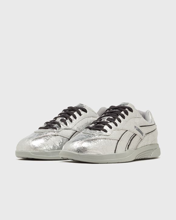 x Pleasures Hammer Street