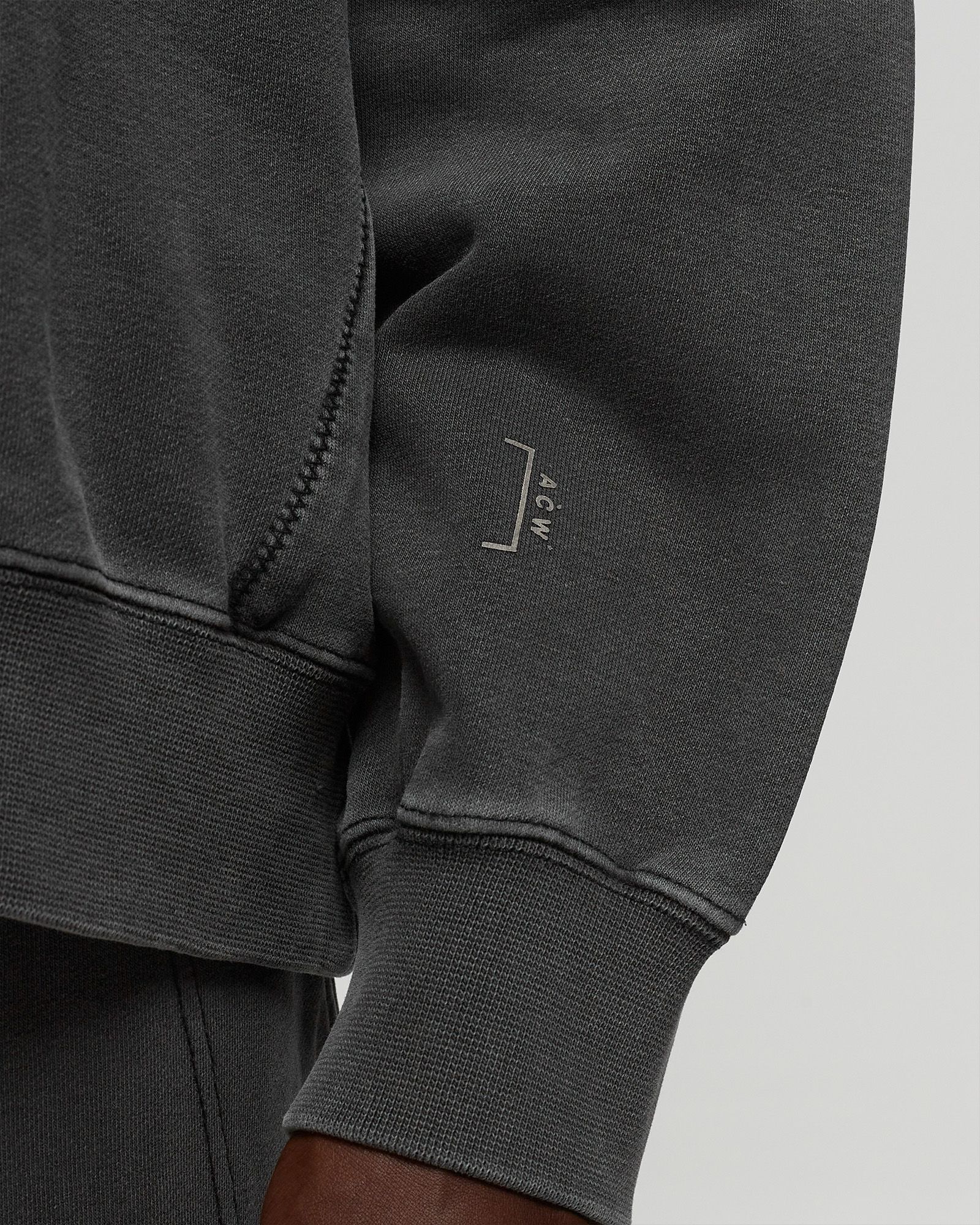 X ACW STRATUS CREWNECK