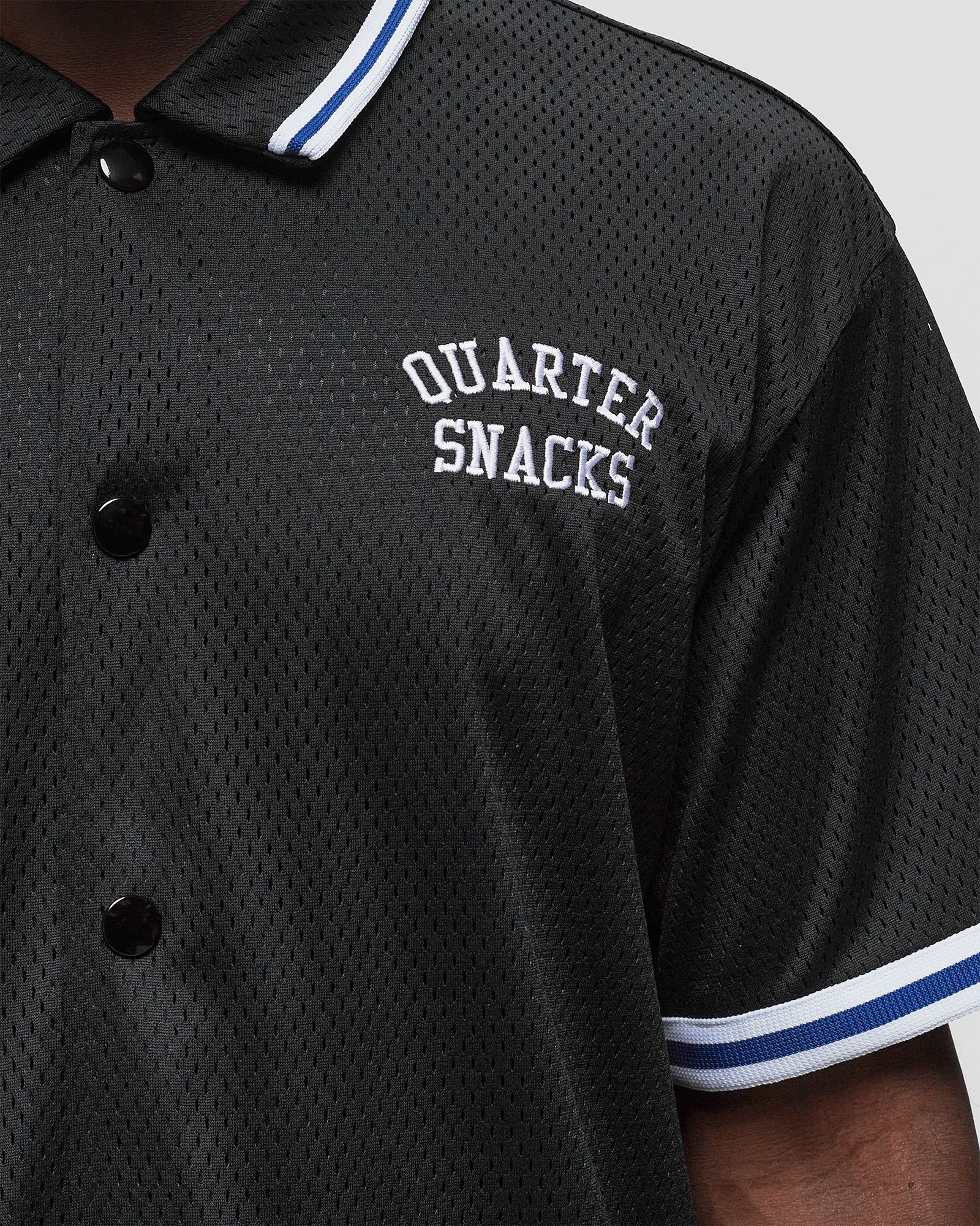 x QUARTERSNACKS WARM UP TOP