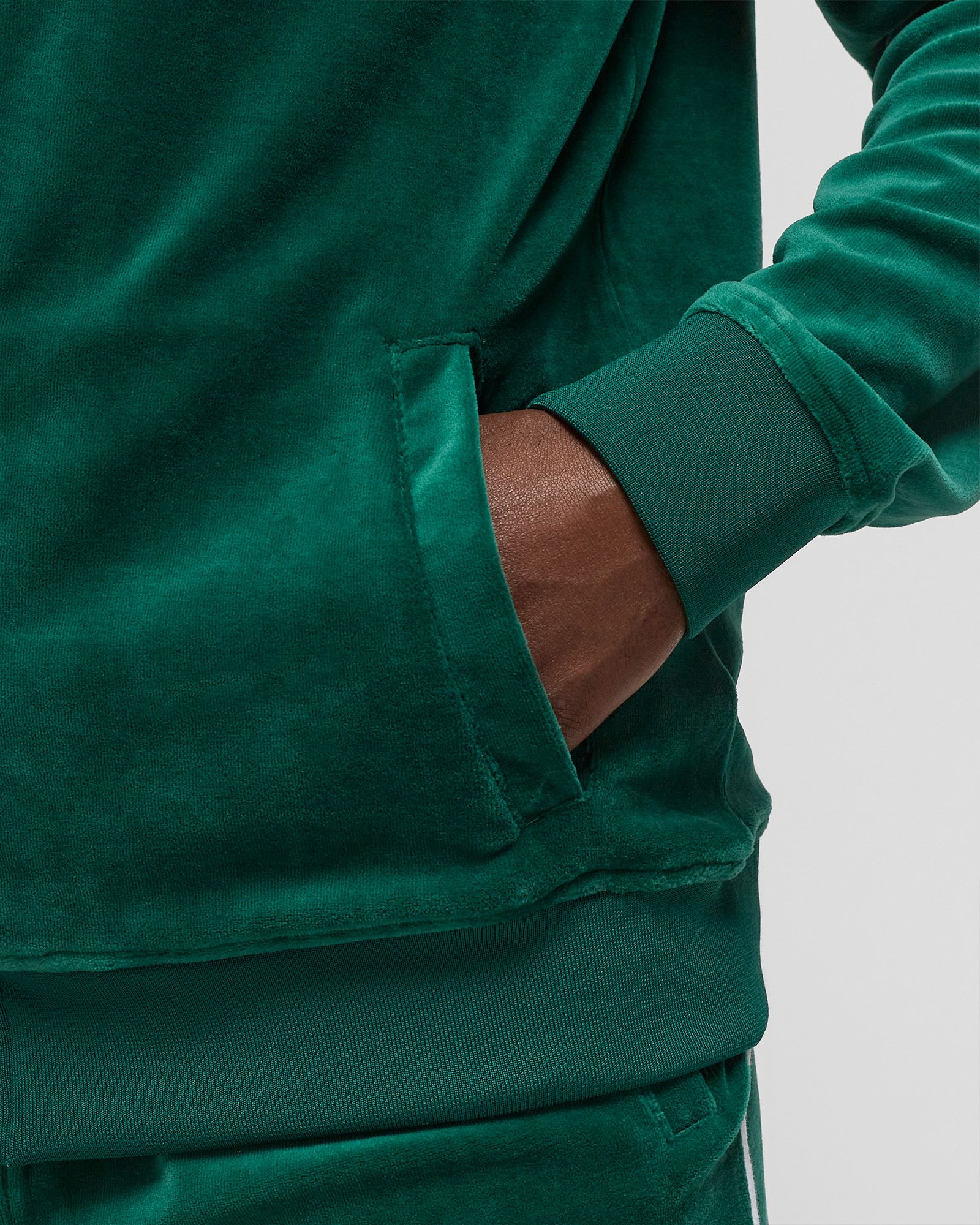 EDDIE VELOUR TRACK TOP