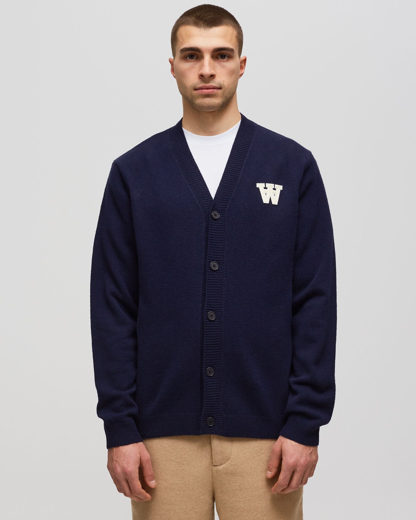 Leo Lambswool Cardigan