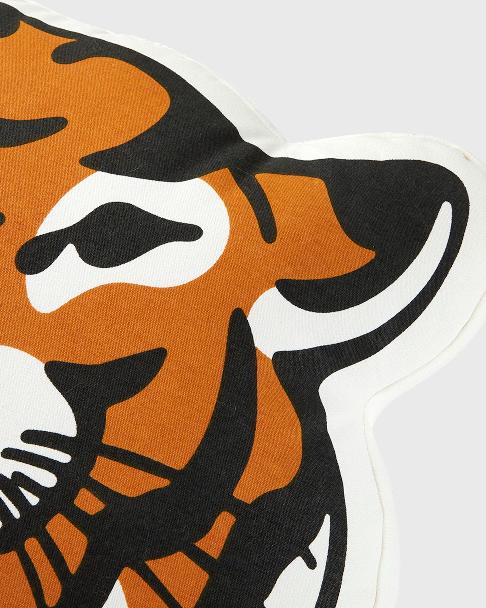 LUCKY TIGER CUSHION 48CM X 53CM