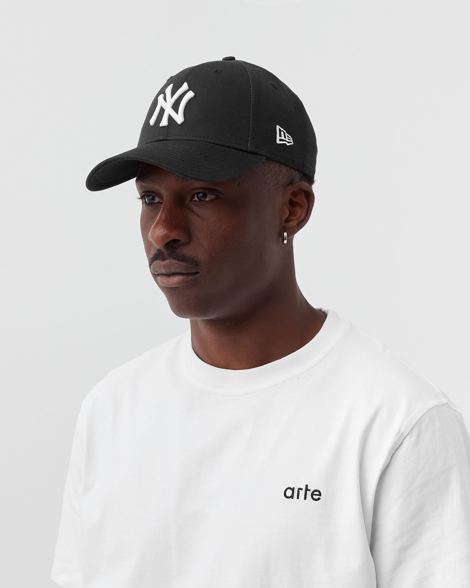 NEW YORK YANKEES 9FORTY LEAGUE ESSENTIALS CAP