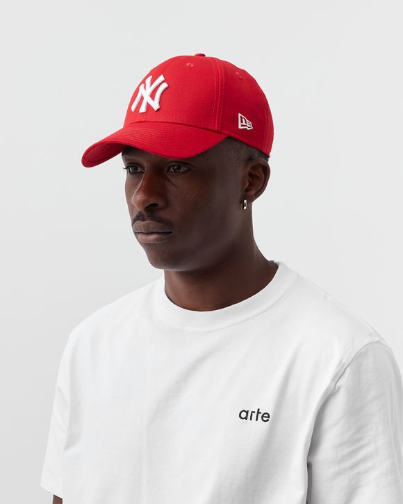 New Era 9FORTY Essential New York Yankees Cap - Red