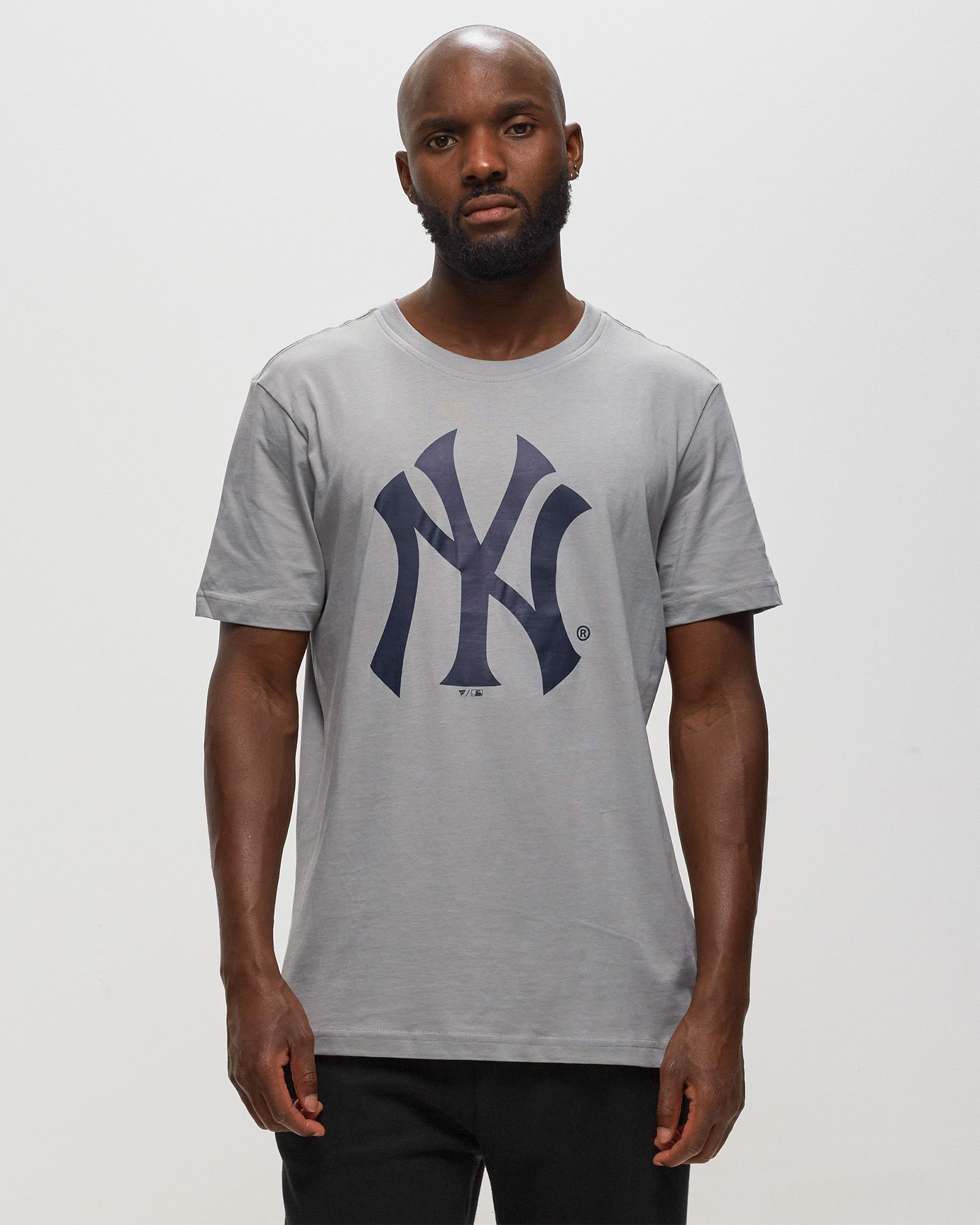 MLB New York Yankees Primary Logo Graphic Tee