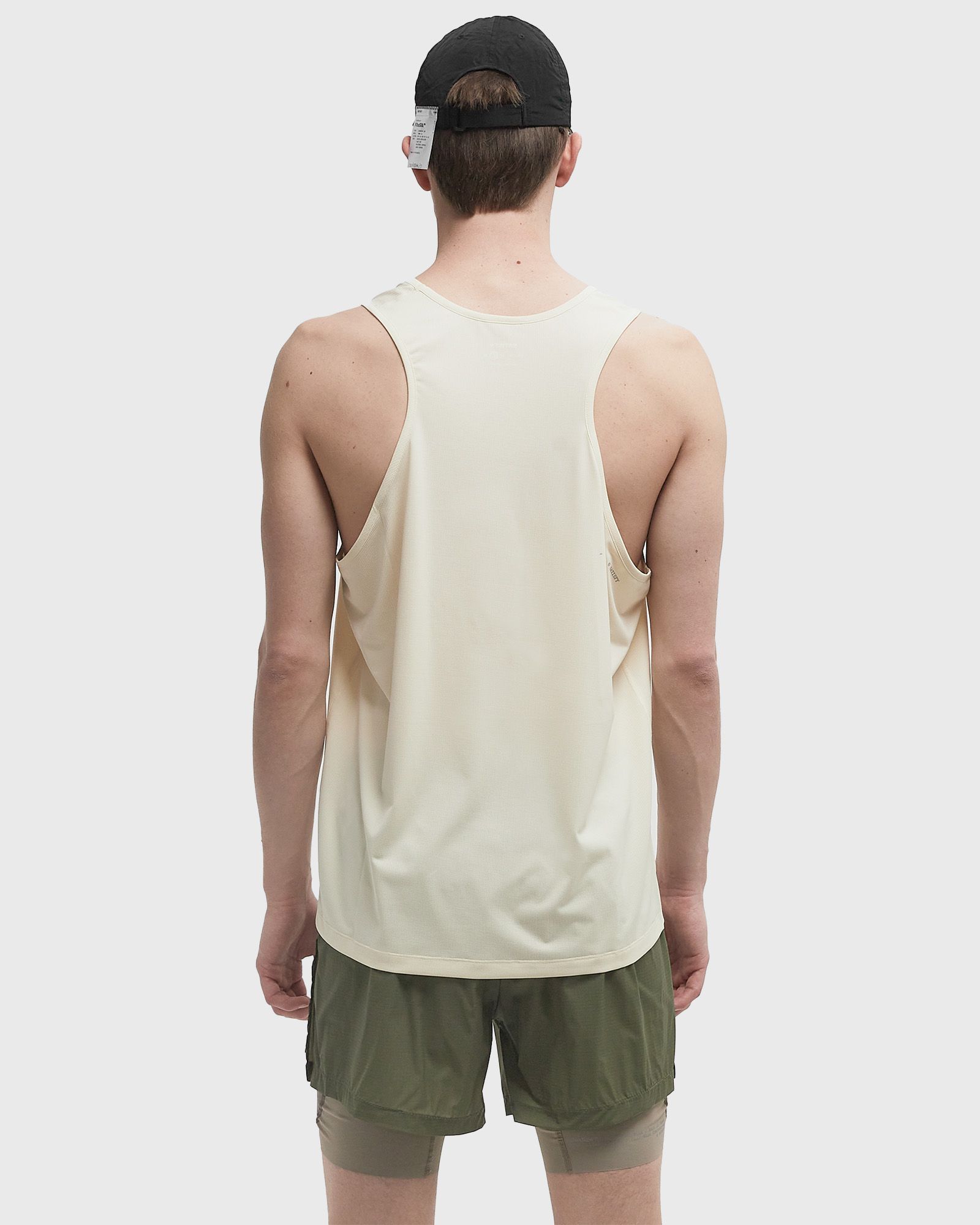 AuraLite Tech Singlet Top
