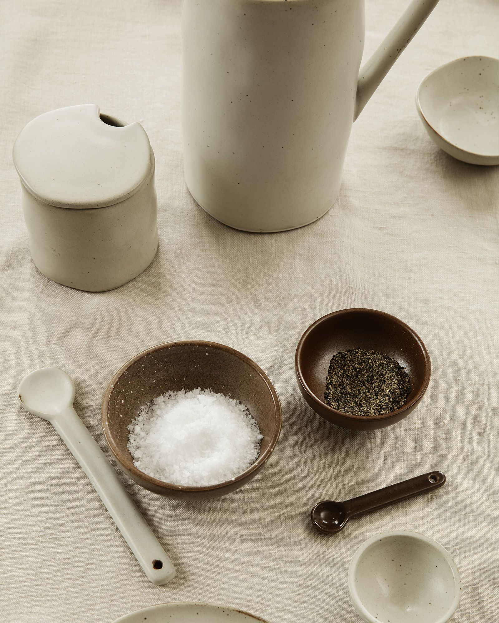Flow Jar with spoon