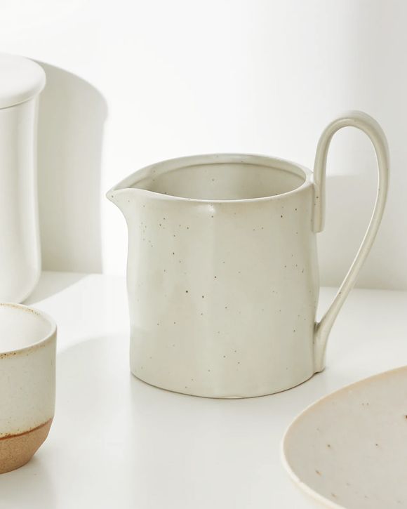 Thumbnail - Flow Milk Jar
