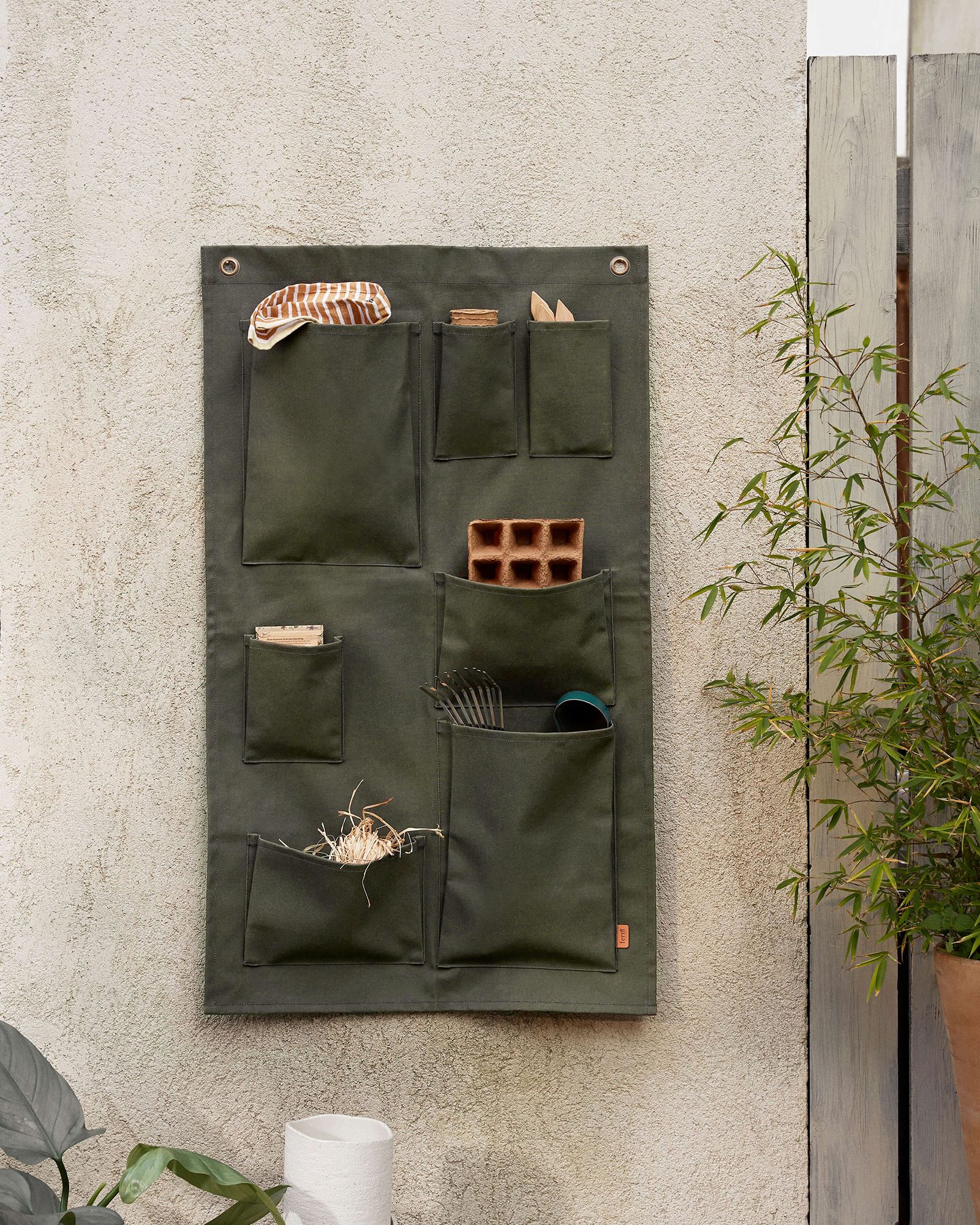 Bark Garden Wall Storage
