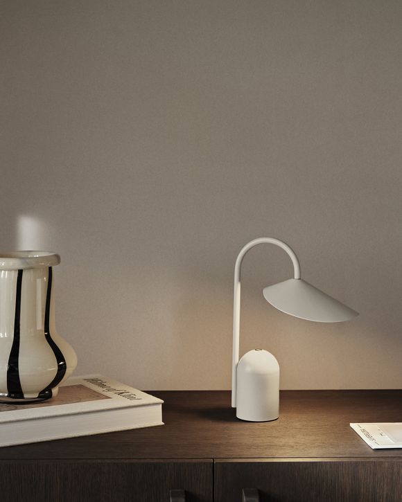 Arum Portable Lamp - EU PLUG