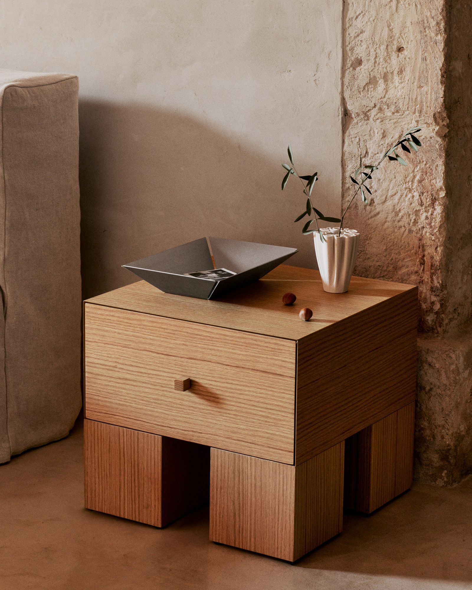 Dedali Vase-H11-Off-white