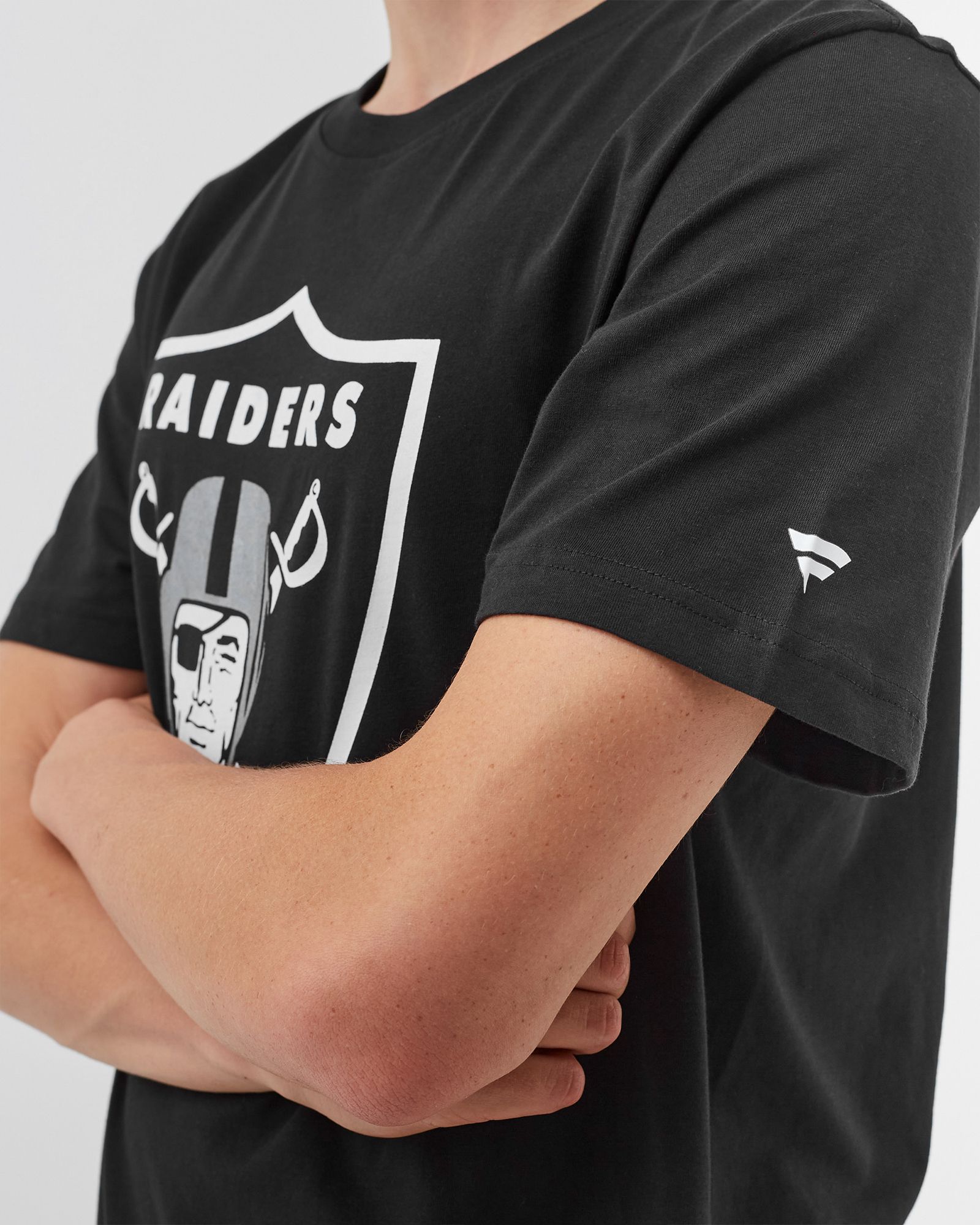 Las Vegas Raiders Mid Essentials Crest T-Shirt