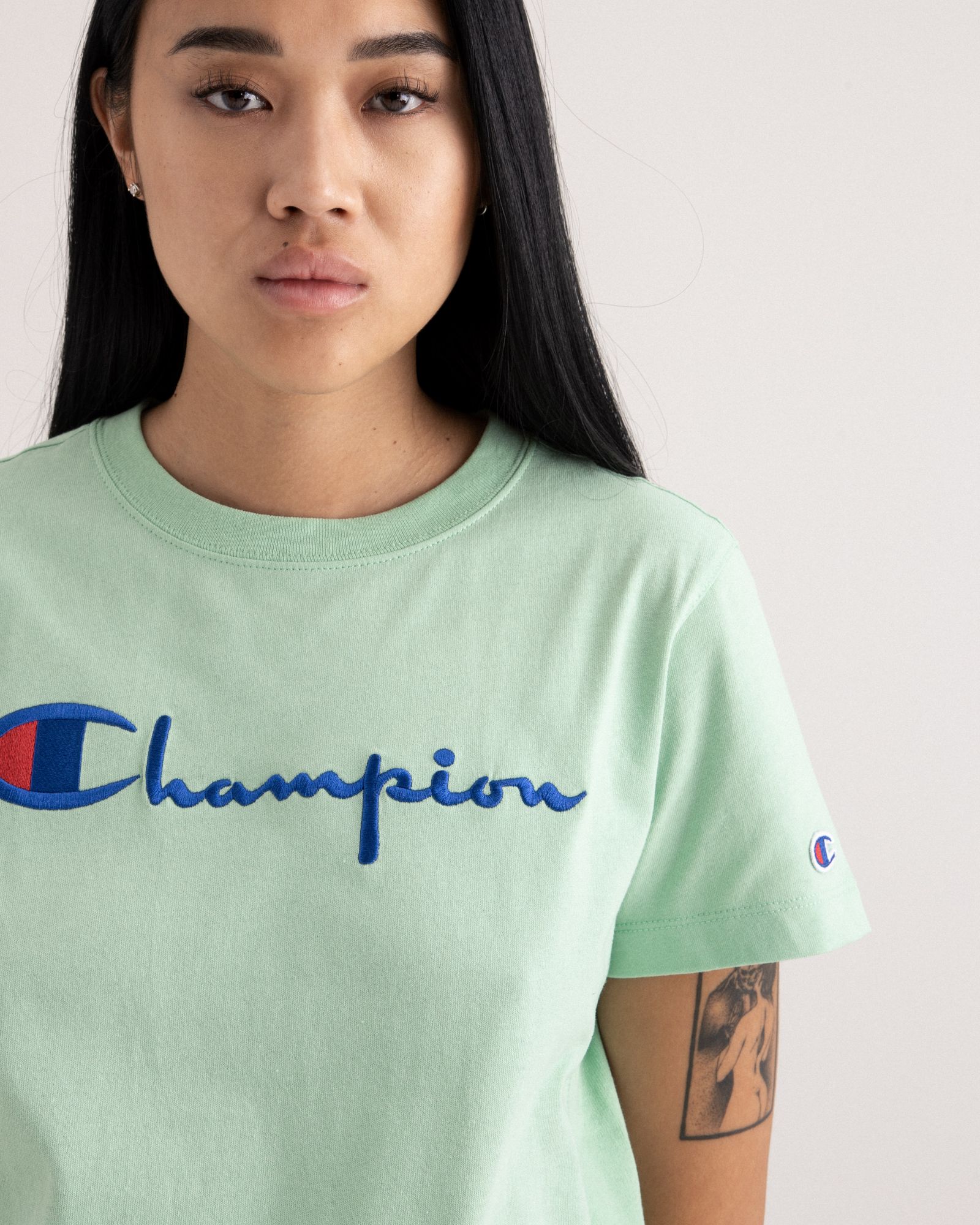 WMNS SCRIPT LOGO Crewneck TEE