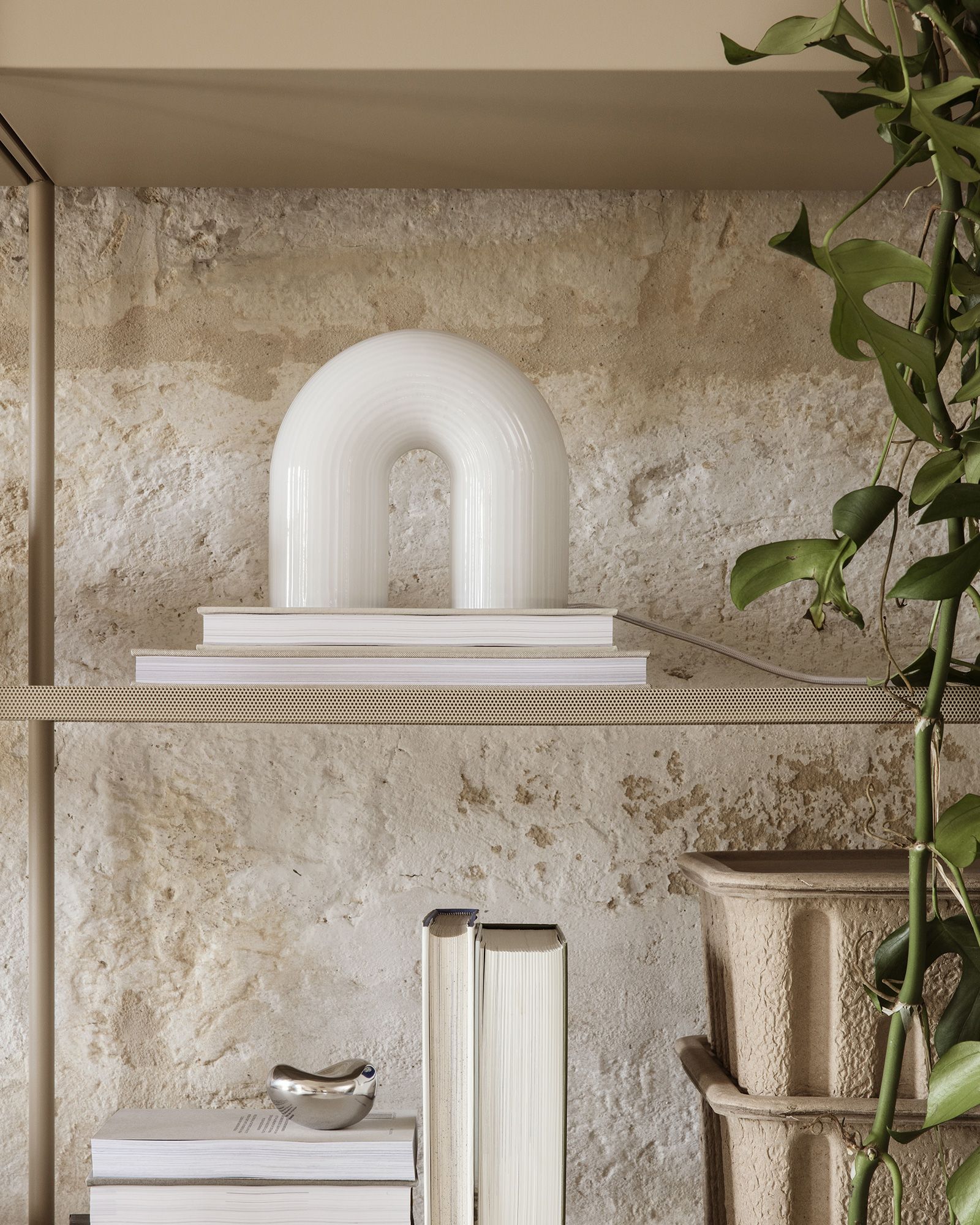 Vuelta Table Lamp - EU PLUG