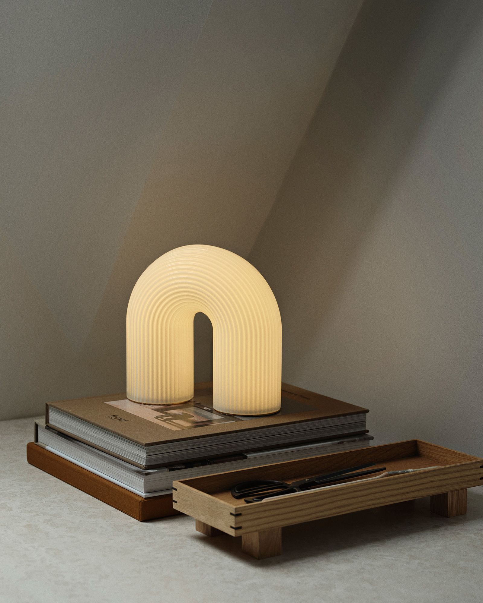 Vuelta Table Lamp - EU PLUG