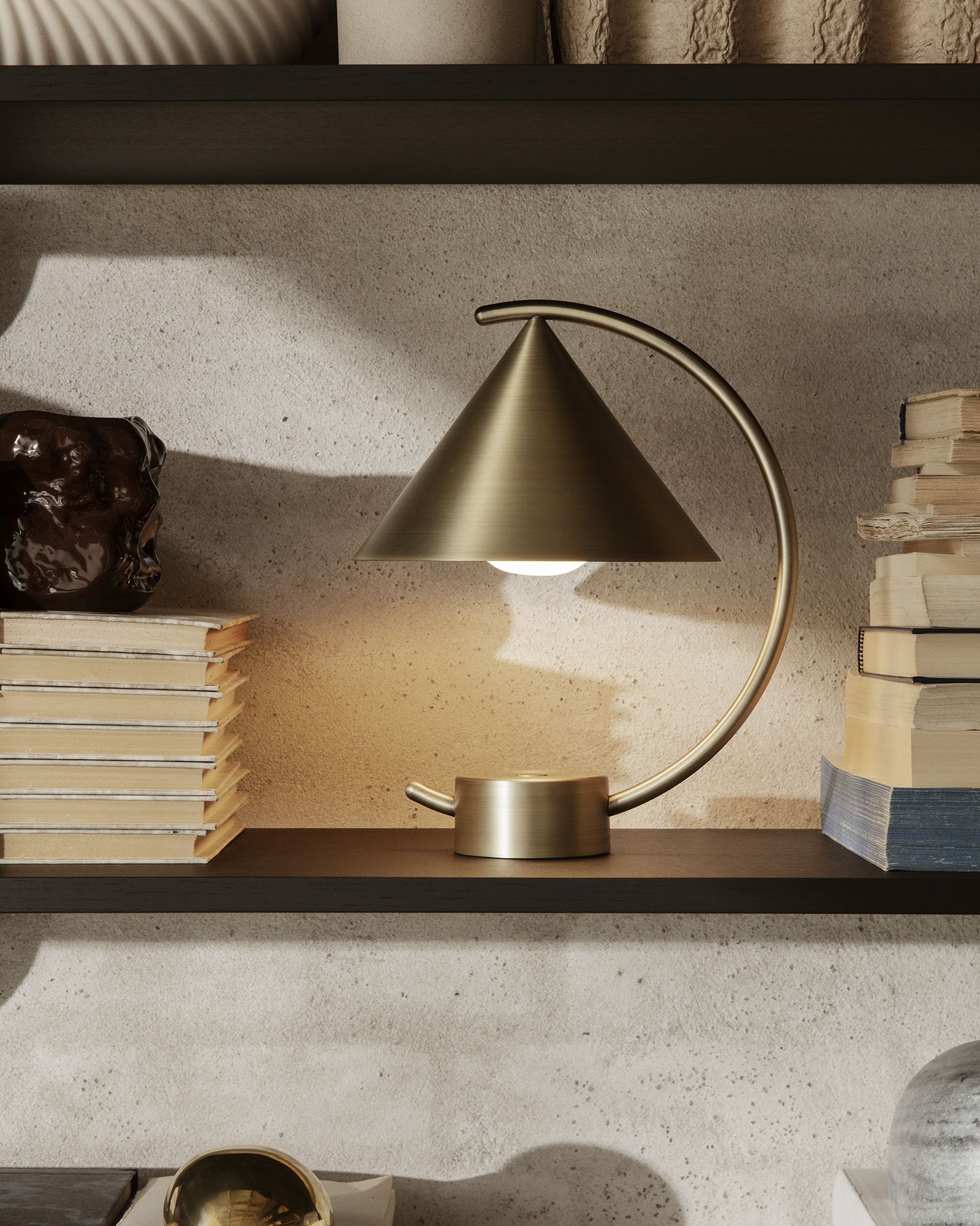 Meridian Lamp - EU PLUG