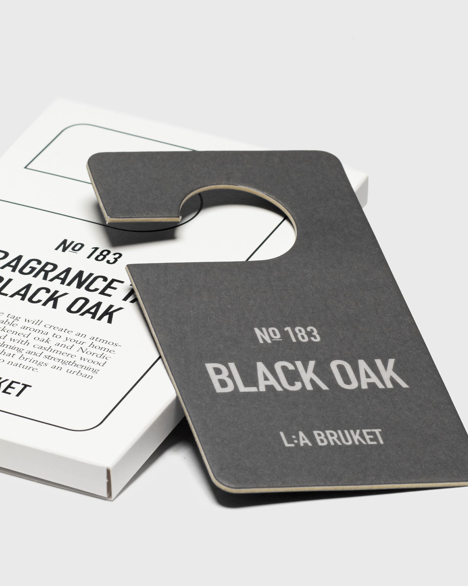Fragrance Tag Black Oak