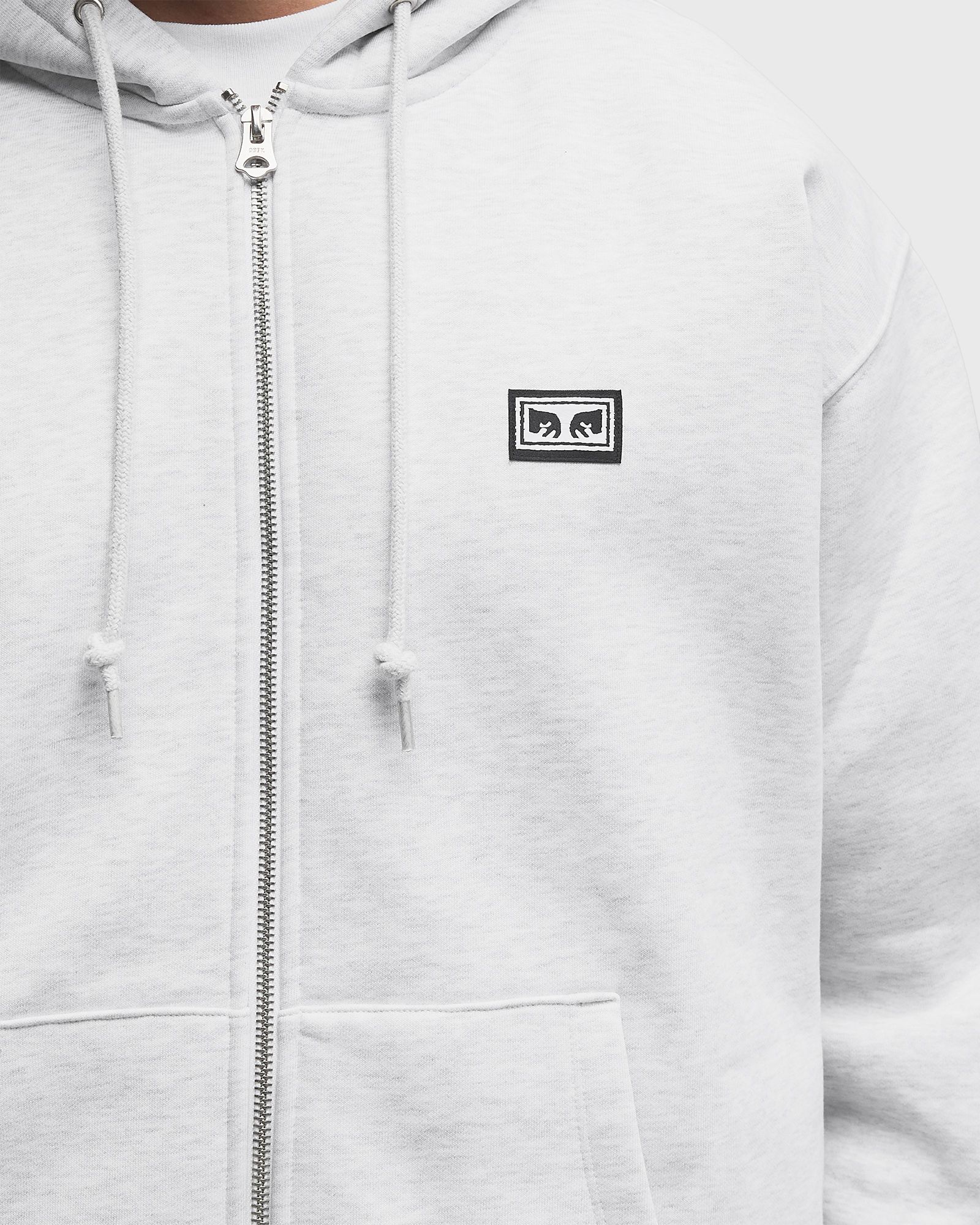 Established works eye zip hood