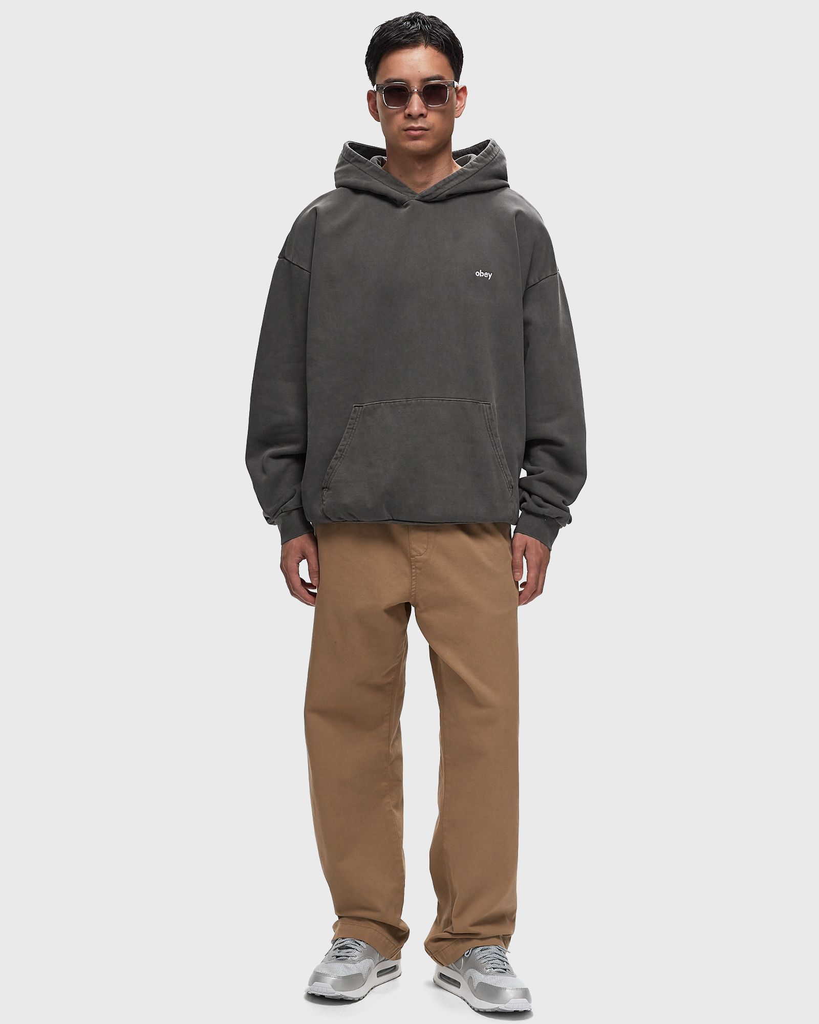 Lowercase pigment hood