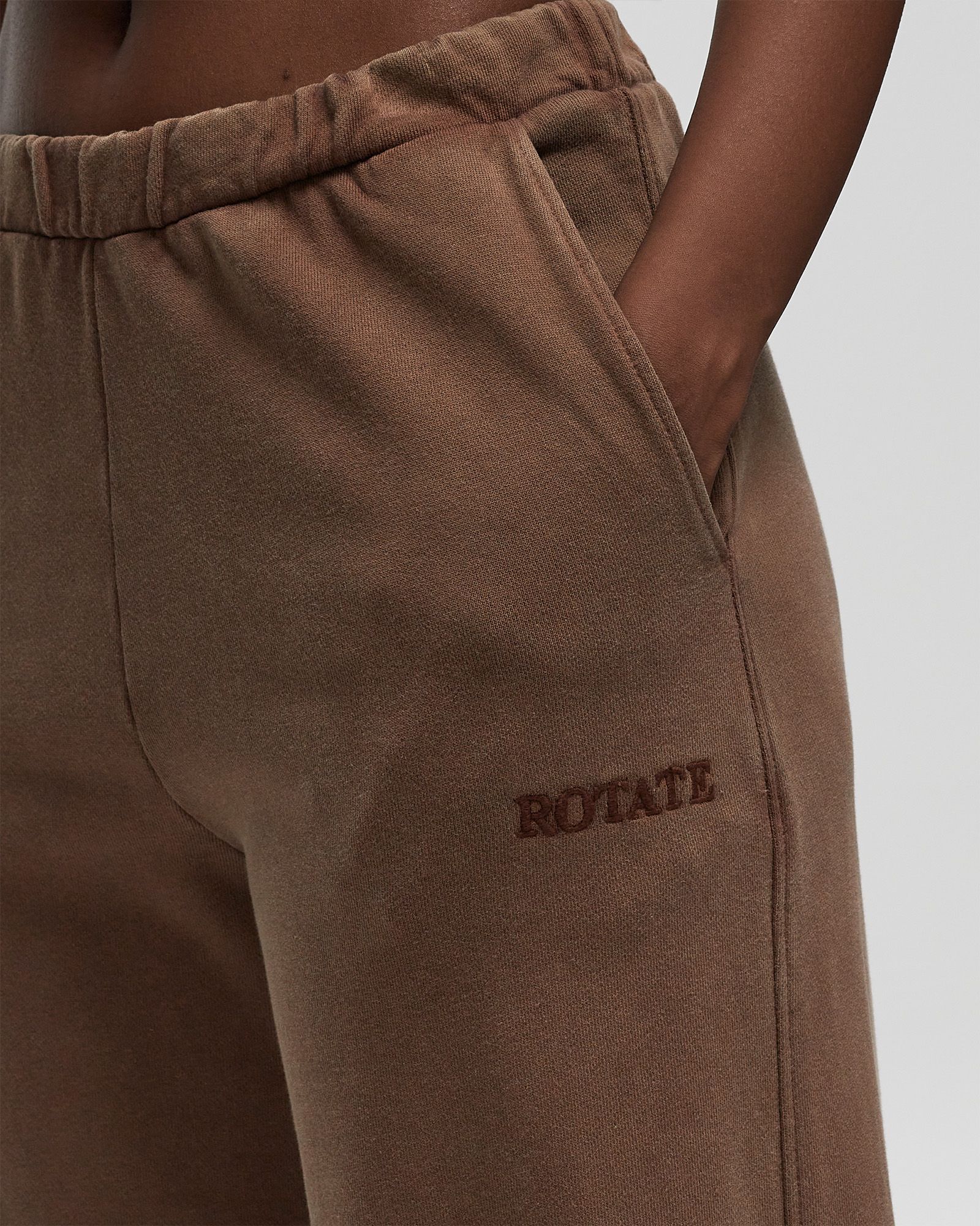 MID WAIST SWEATPANTS