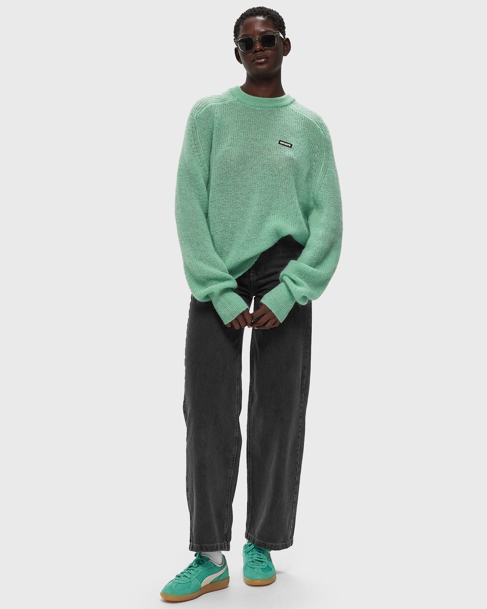 Light Knit Logo Sweater