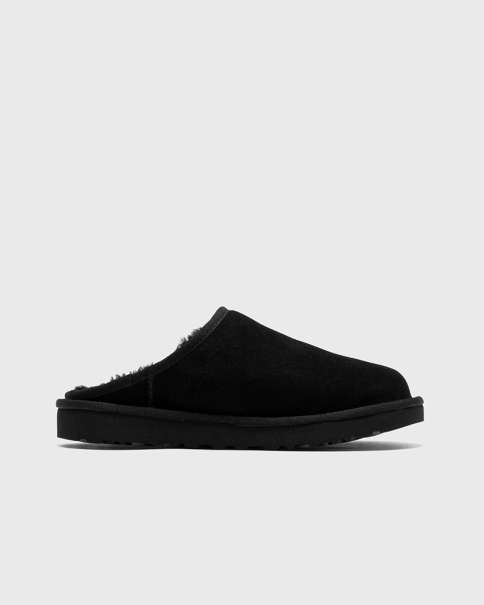 MEN CLASSIC SLIP-ON