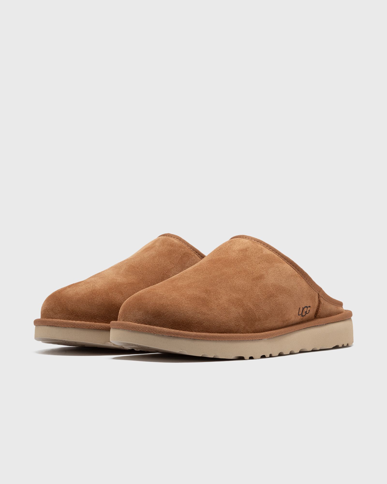 MEN CLASSIC SLIP-ON
