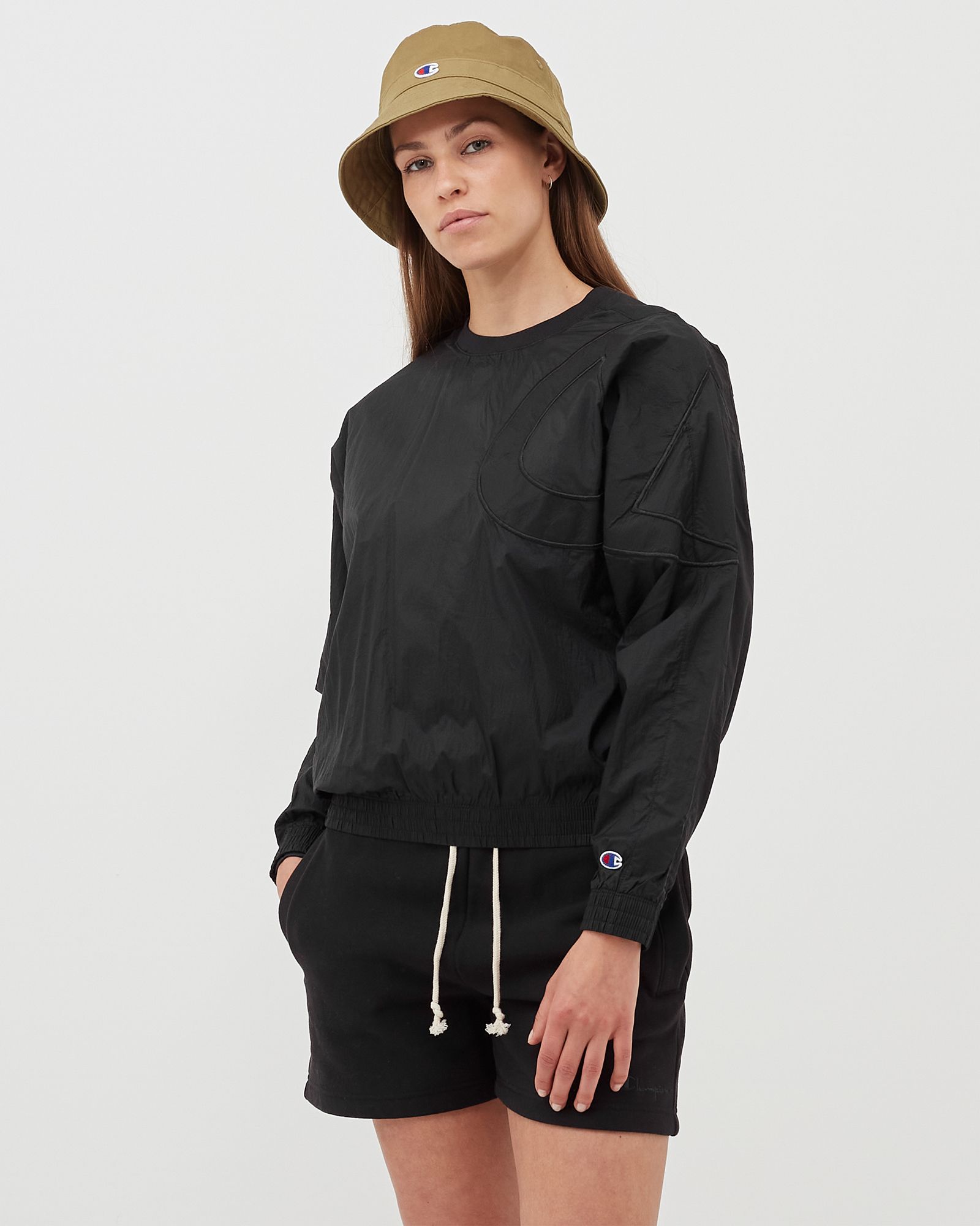 WMNS OVERSIZED C LOGO TRACK SWEATSHIRT