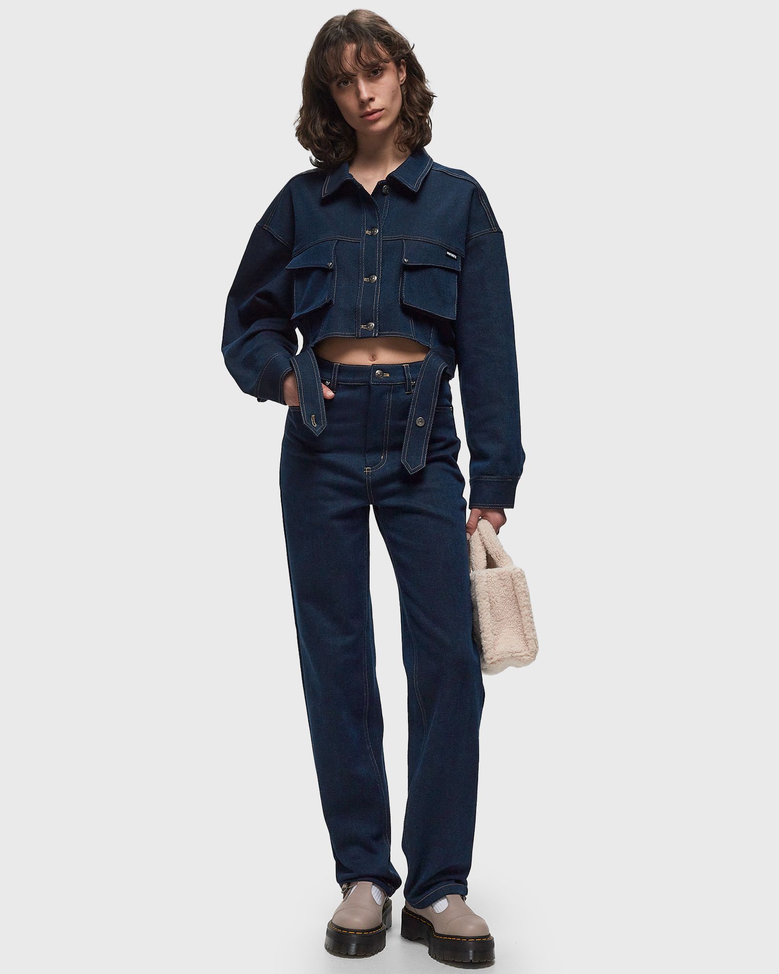 STRETCHY STRAIGHT PANTS