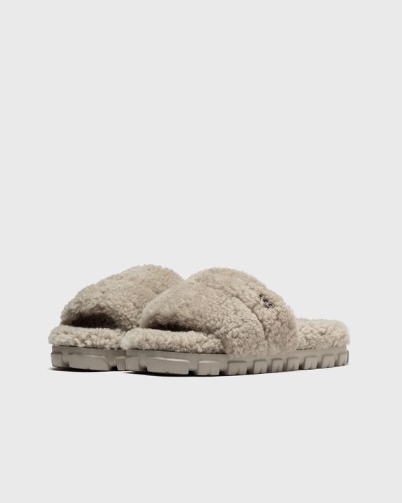 Ugg fuzzette discount goat size 8