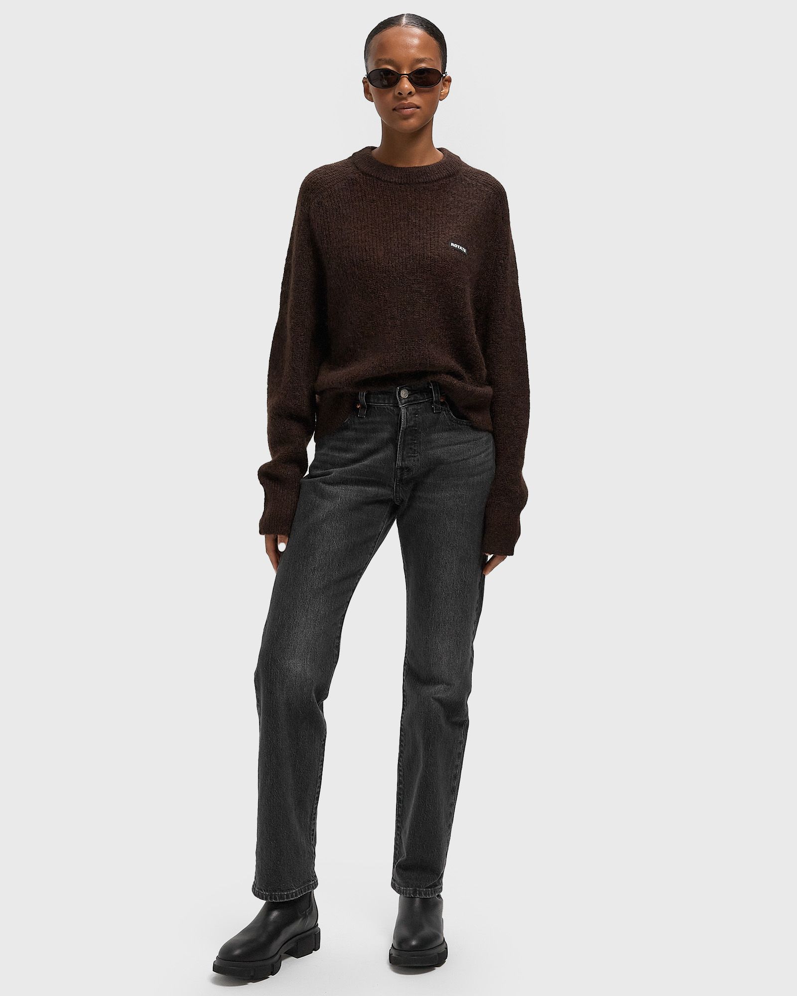 LIGHT KNIT LOGO SWEATER