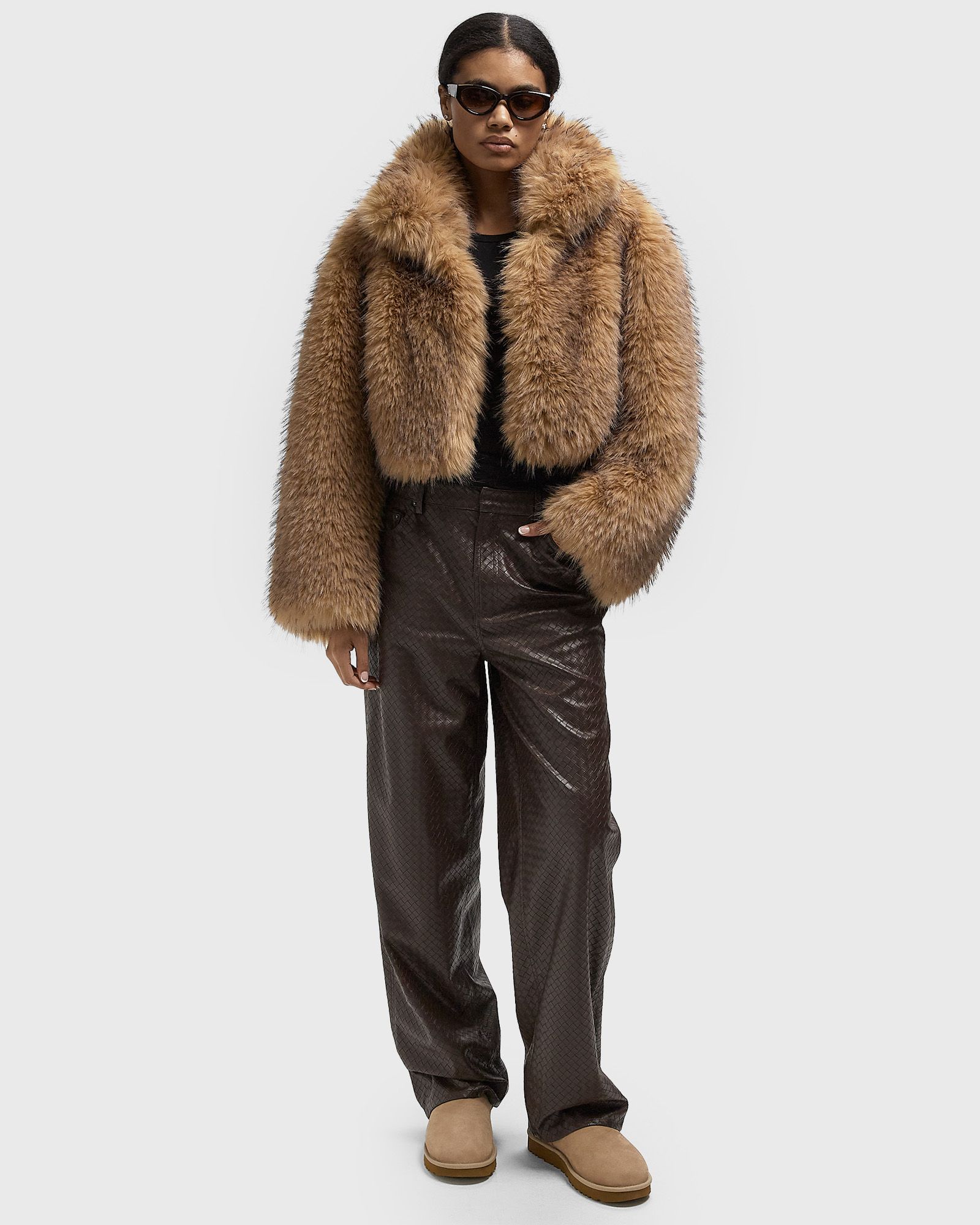 FAUX FUR CROP JACKET