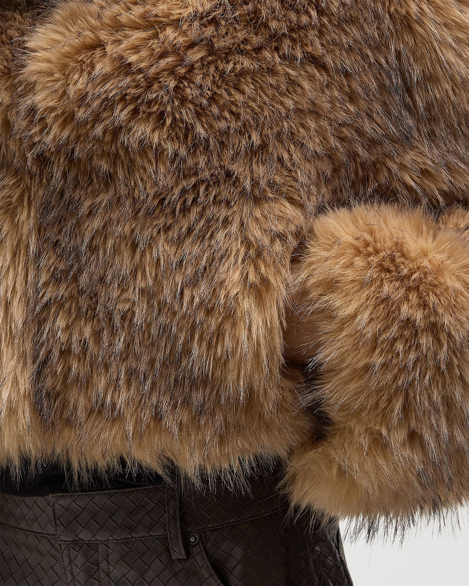 FAUX FUR CROP JACKET