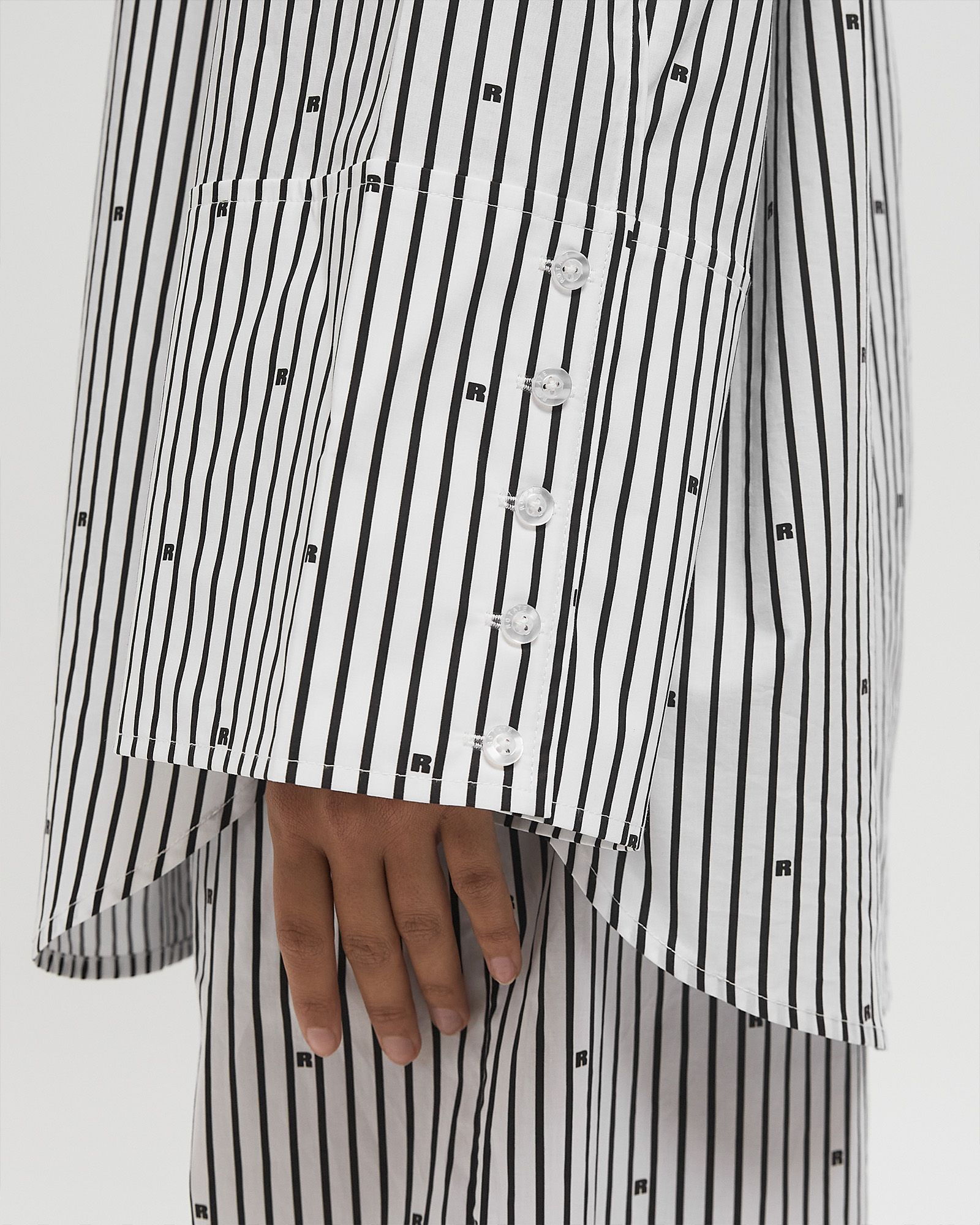 POPLIN OVERSIZED SHIRT