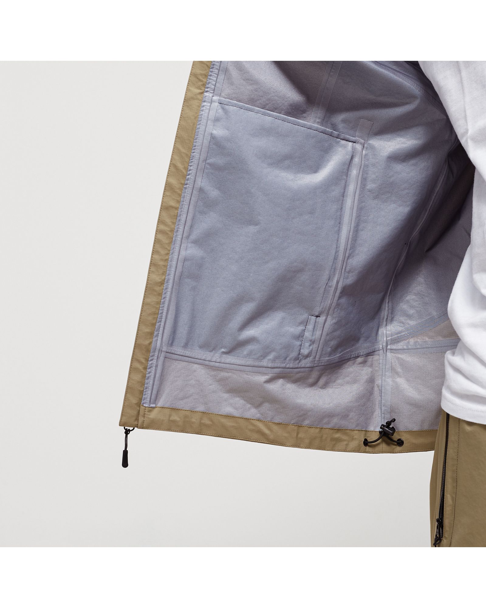 TAPED SEAM RAIN SHELL JACKET