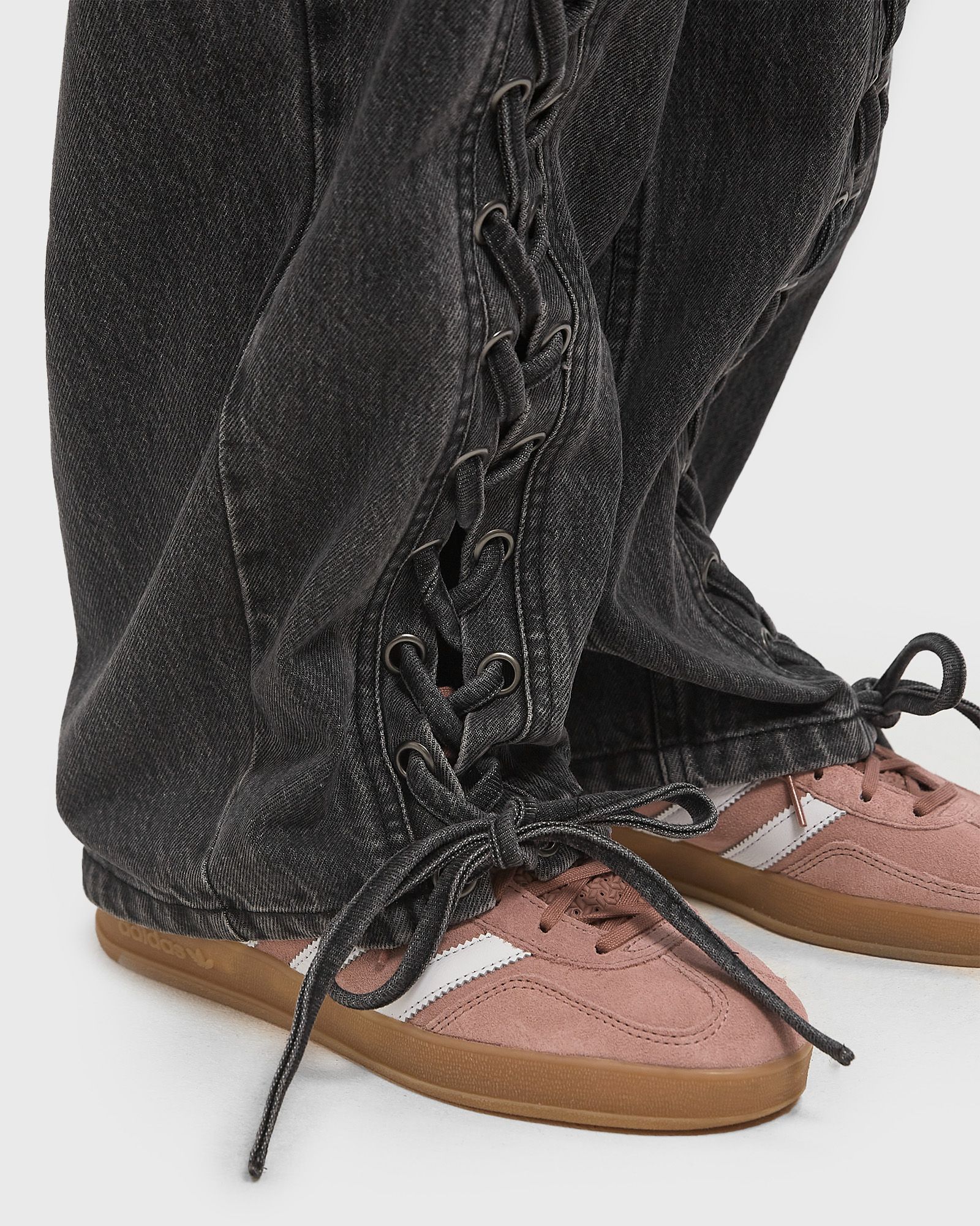 DENIM LACED LEG PANTS