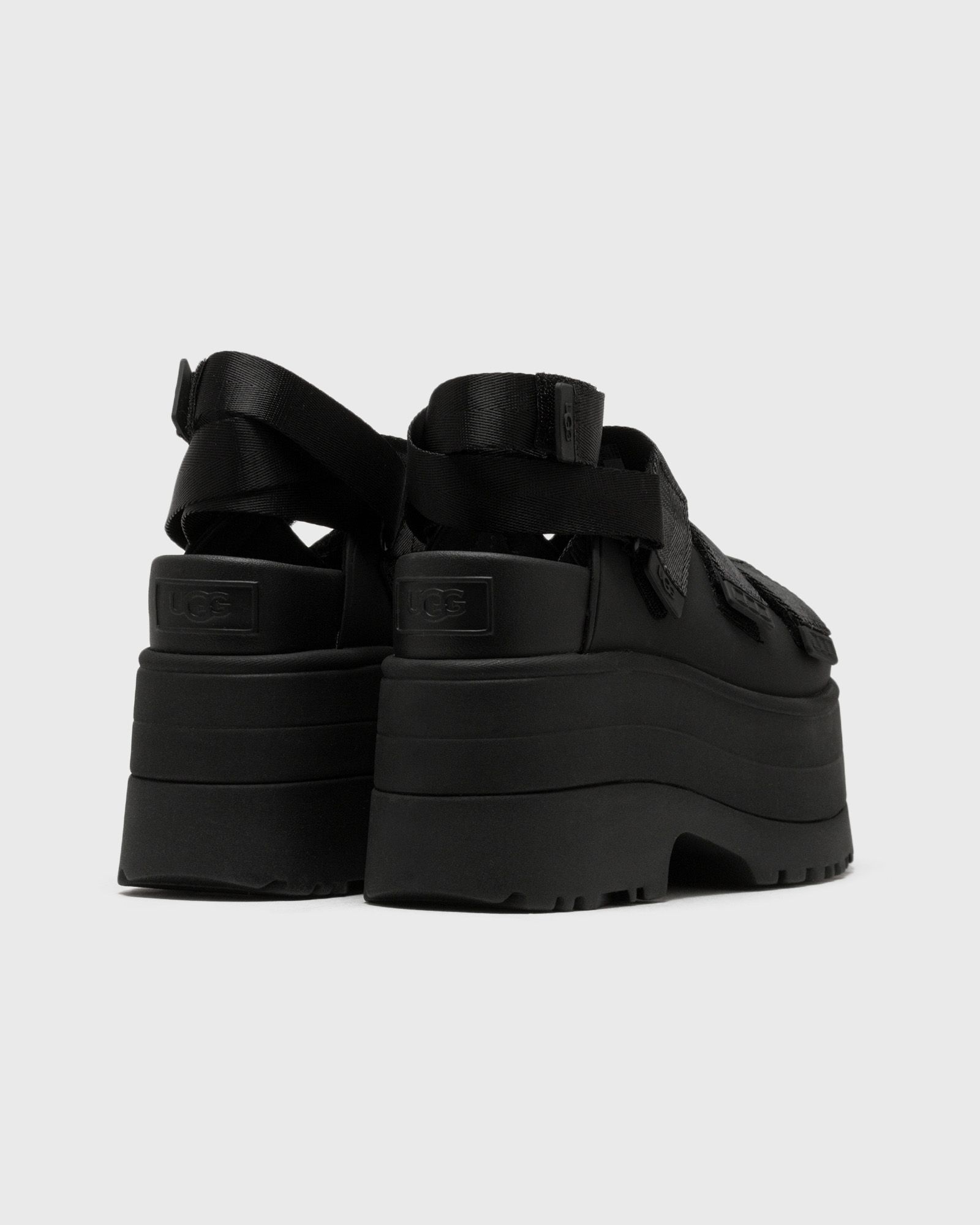 UGG WOMEN GOLDENRISE Black | BSTN Store