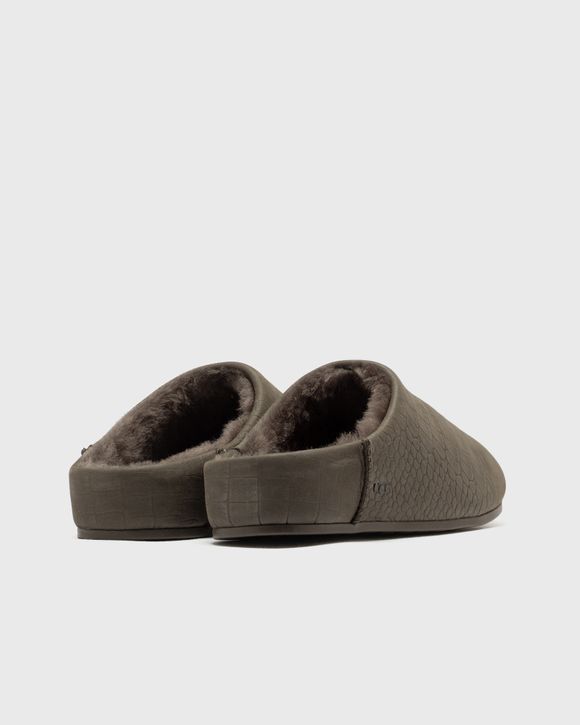 W ELEA EMBOSSED SLIP-ON