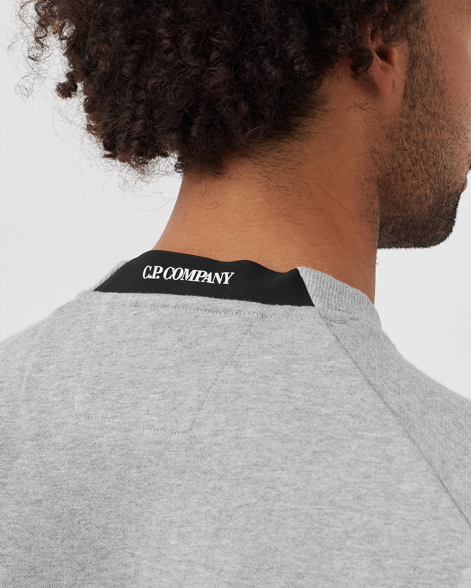 DIAGONAL RAISED FLEECE CREWNECK SWEATSHIRT