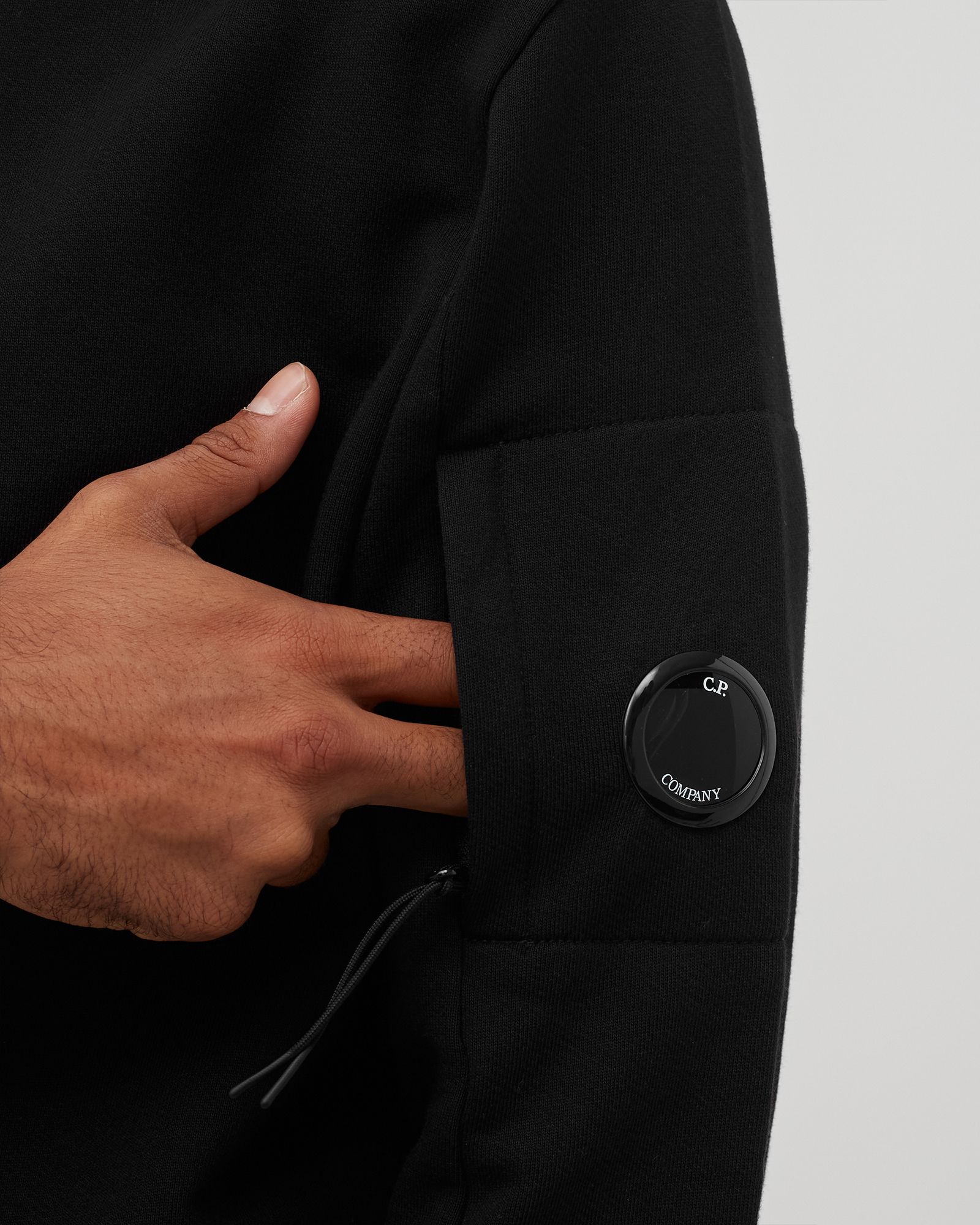 DIAGONAL RAISED FLEECE CREWNECK SWEATSHIRT