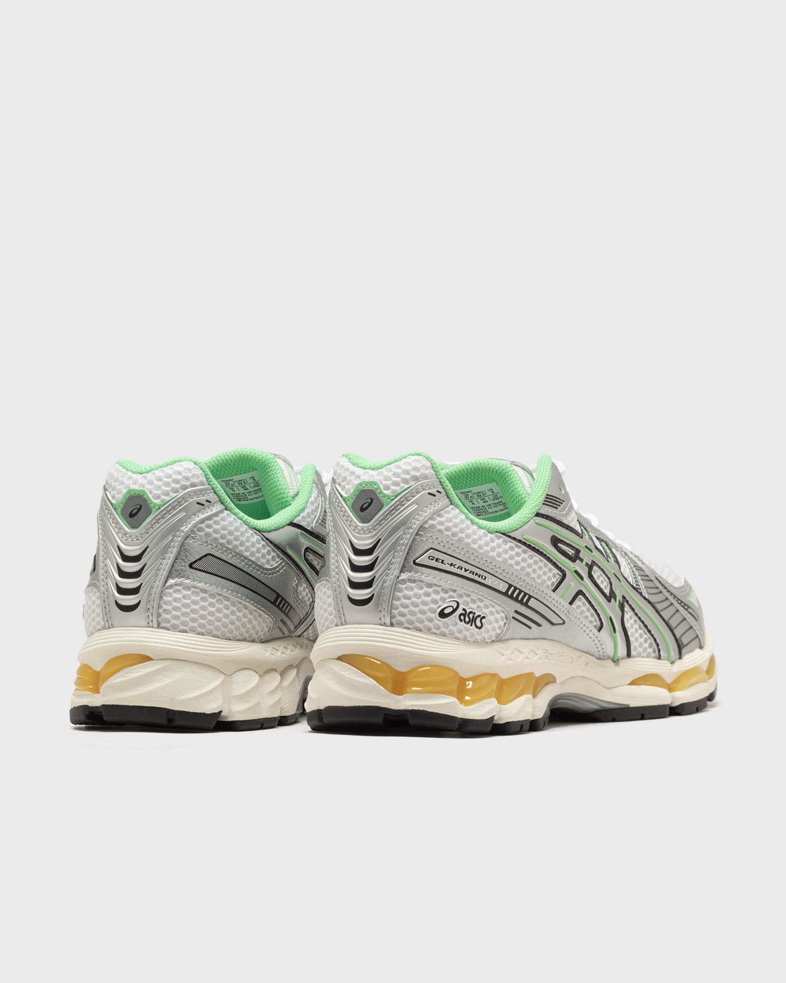 【*べ様 BALENCIAGA 10xl × asics gel kayano Many people on social media have been comparing these new