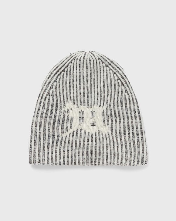 KNITTED BEANIE