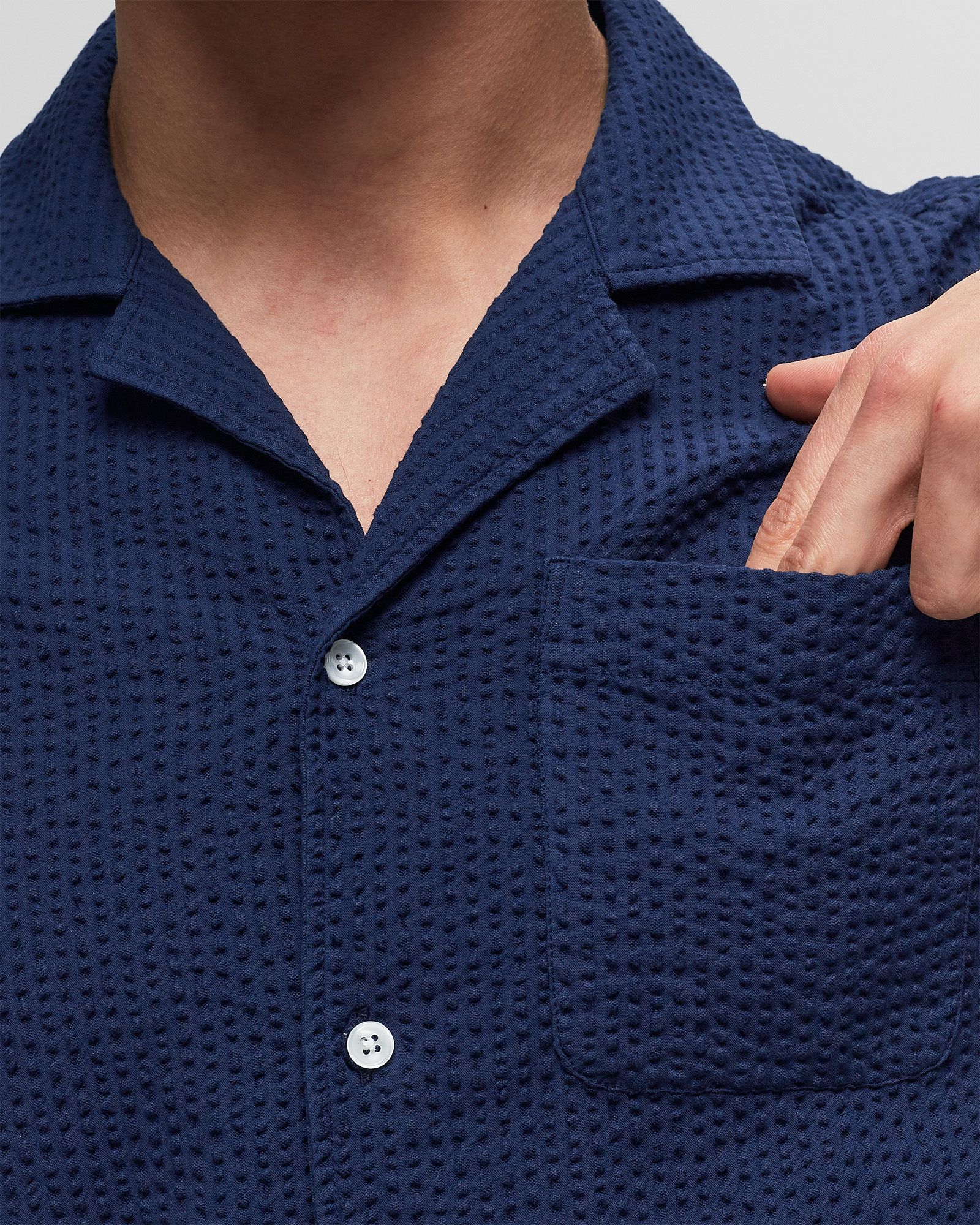 SEERSUCKER SHORT SLEEVE