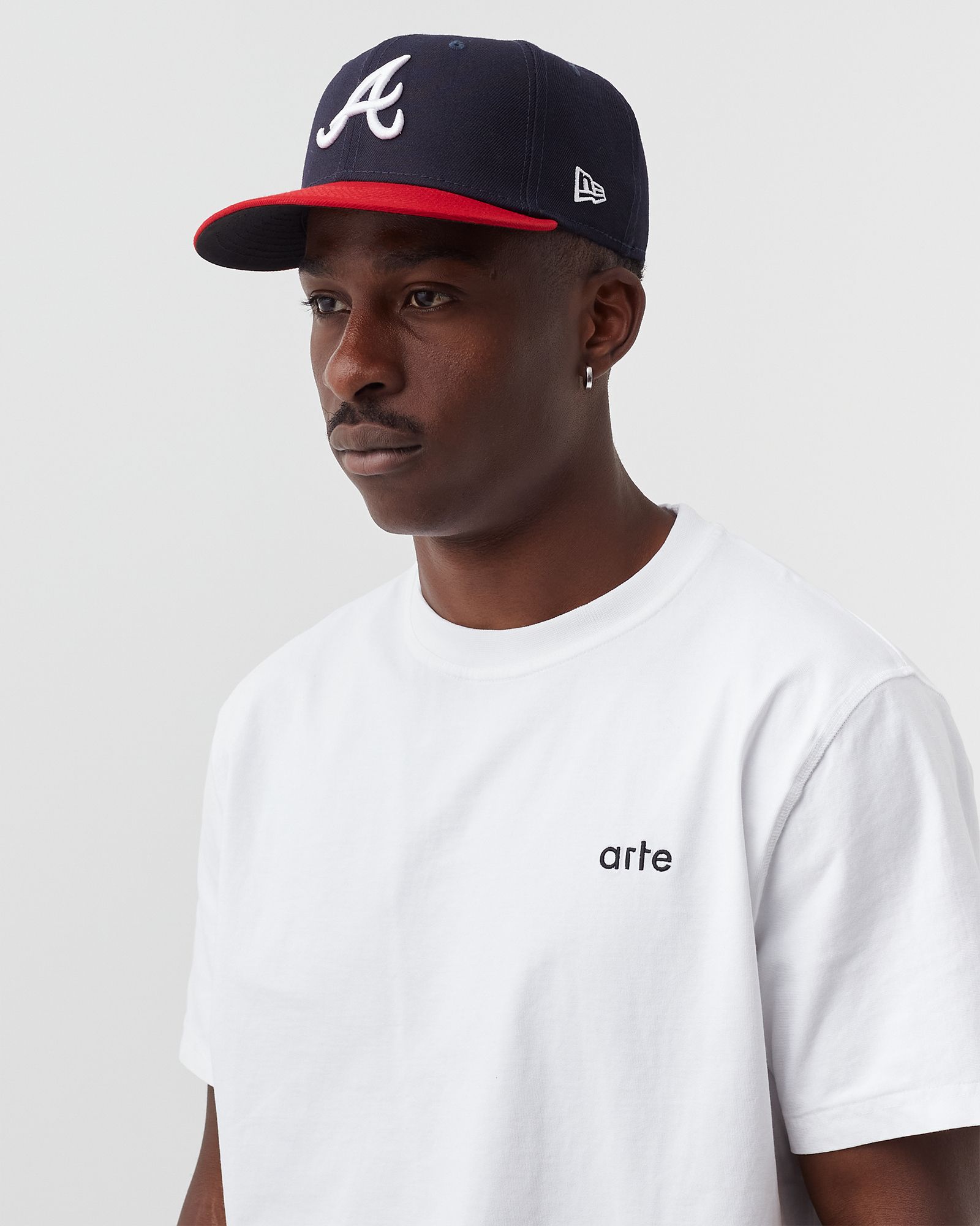 MLB AC PERF ATLANTA BRAVES